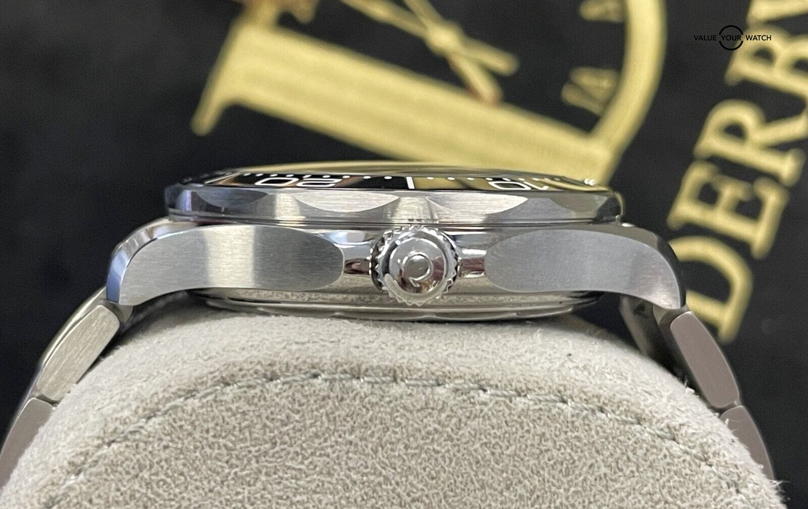 Omega Seamaster 300 42mm White Dial 210.30.42.20.04.001 BOXES/PAPERS! - Image 7