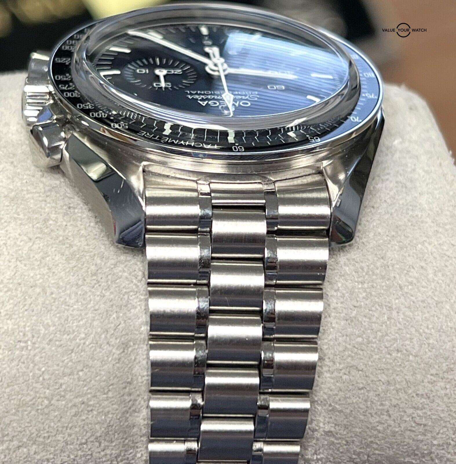 2023 OMEGA SPEEDMASTER Professional Moonwatch Sapphire 310.30.42.50.01.002! - Image 3
