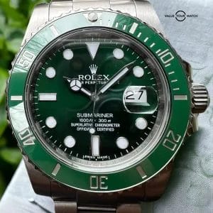 Rolex Submariner 116610LV HULK Oyster Bracelet with Green Bezel 40mm