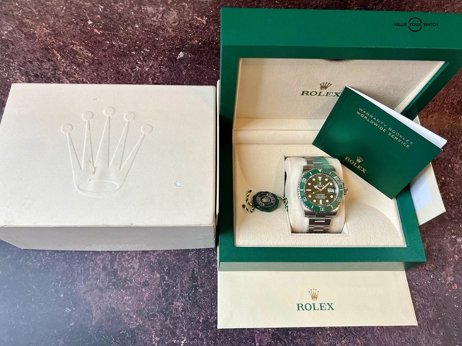 Rolex Submariner 116610LV HULK Oyster Bracelet with Green Bezel 40mm - Image 8