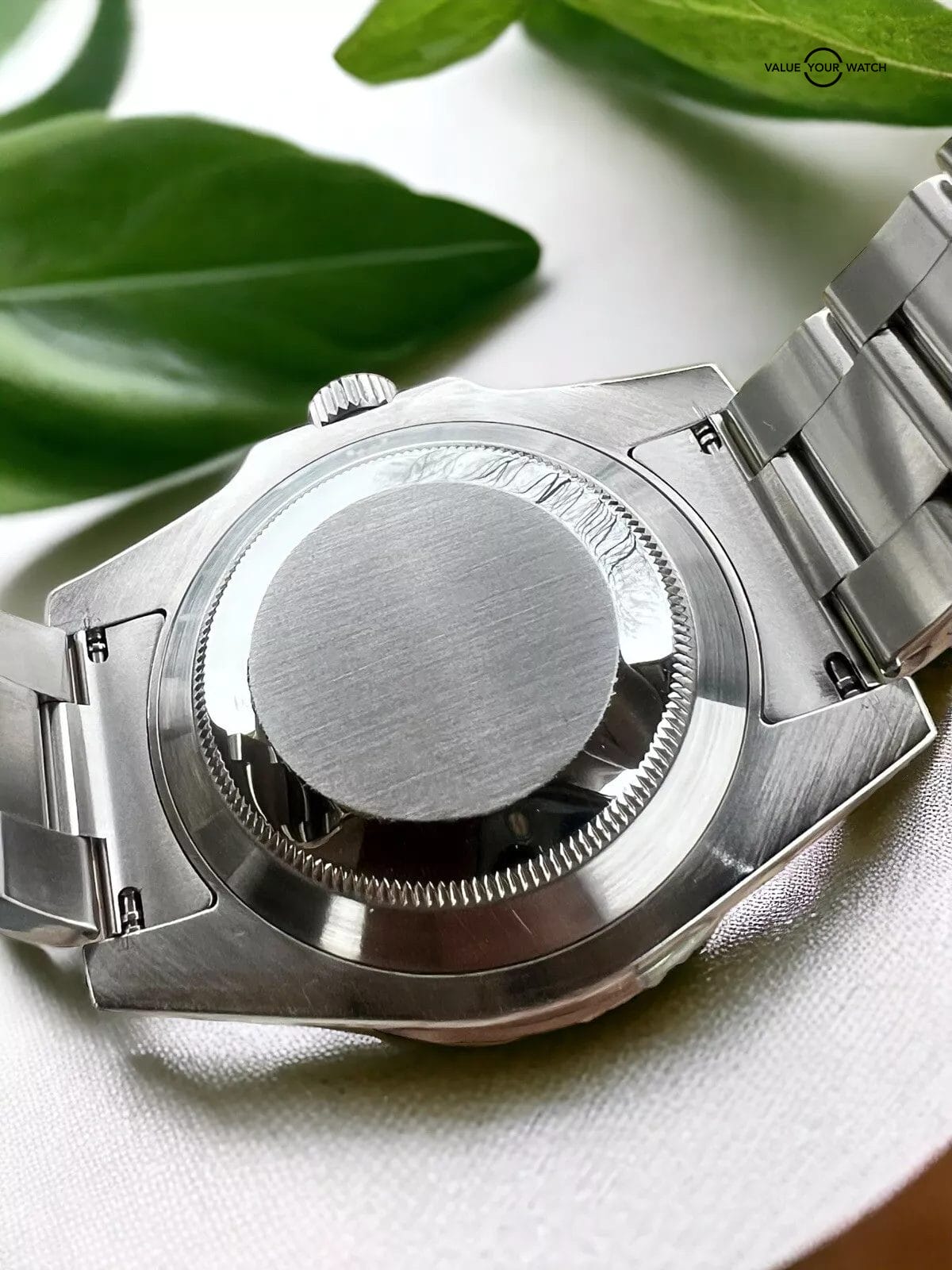 Rolex Submariner 116610LV HULK Oyster Bracelet with Green Bezel 40mm - Image 11