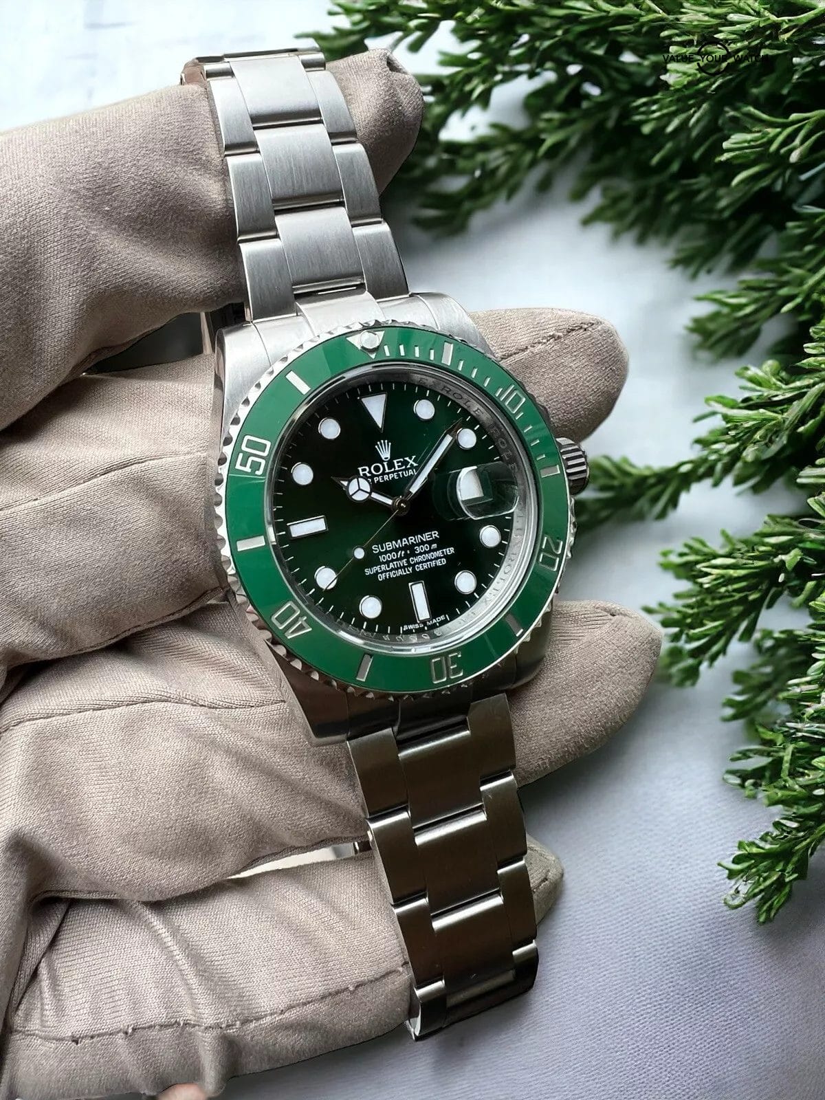 Rolex Submariner 116610LV HULK Oyster Bracelet with Green Bezel 40mm - Image 19