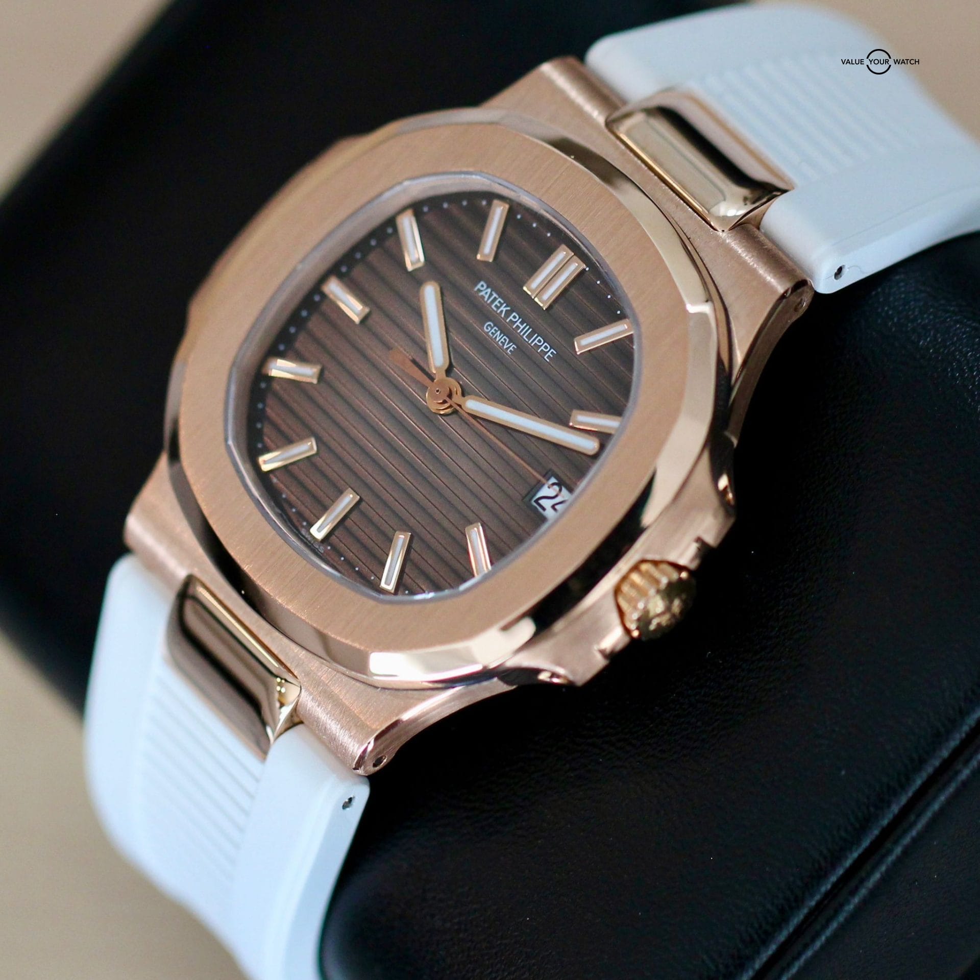 Patek Philippe Nautilus Rose Gold Leather - 5711R - Image 5