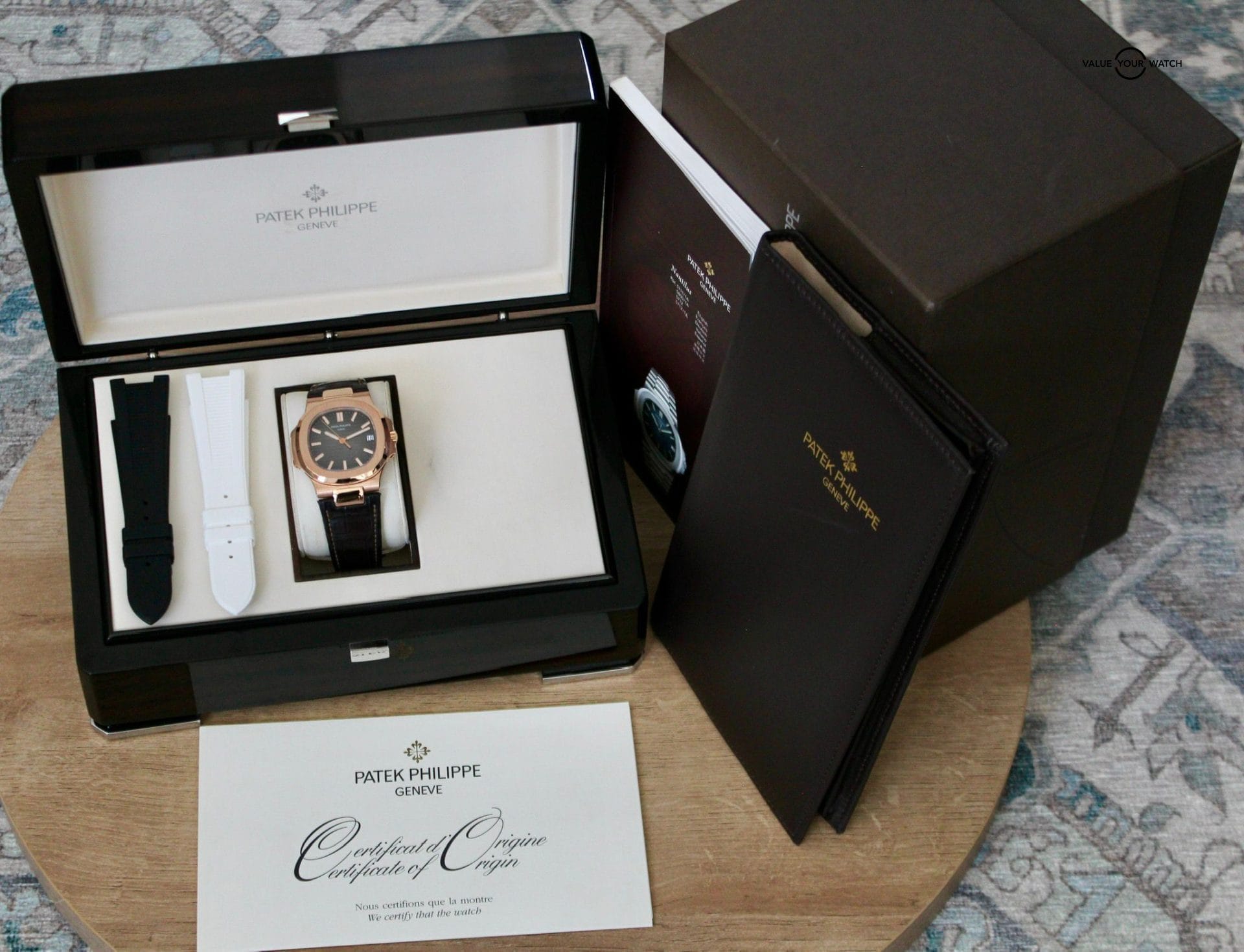 Patek Philippe Nautilus Rose Gold Leather - 5711R - Image 10