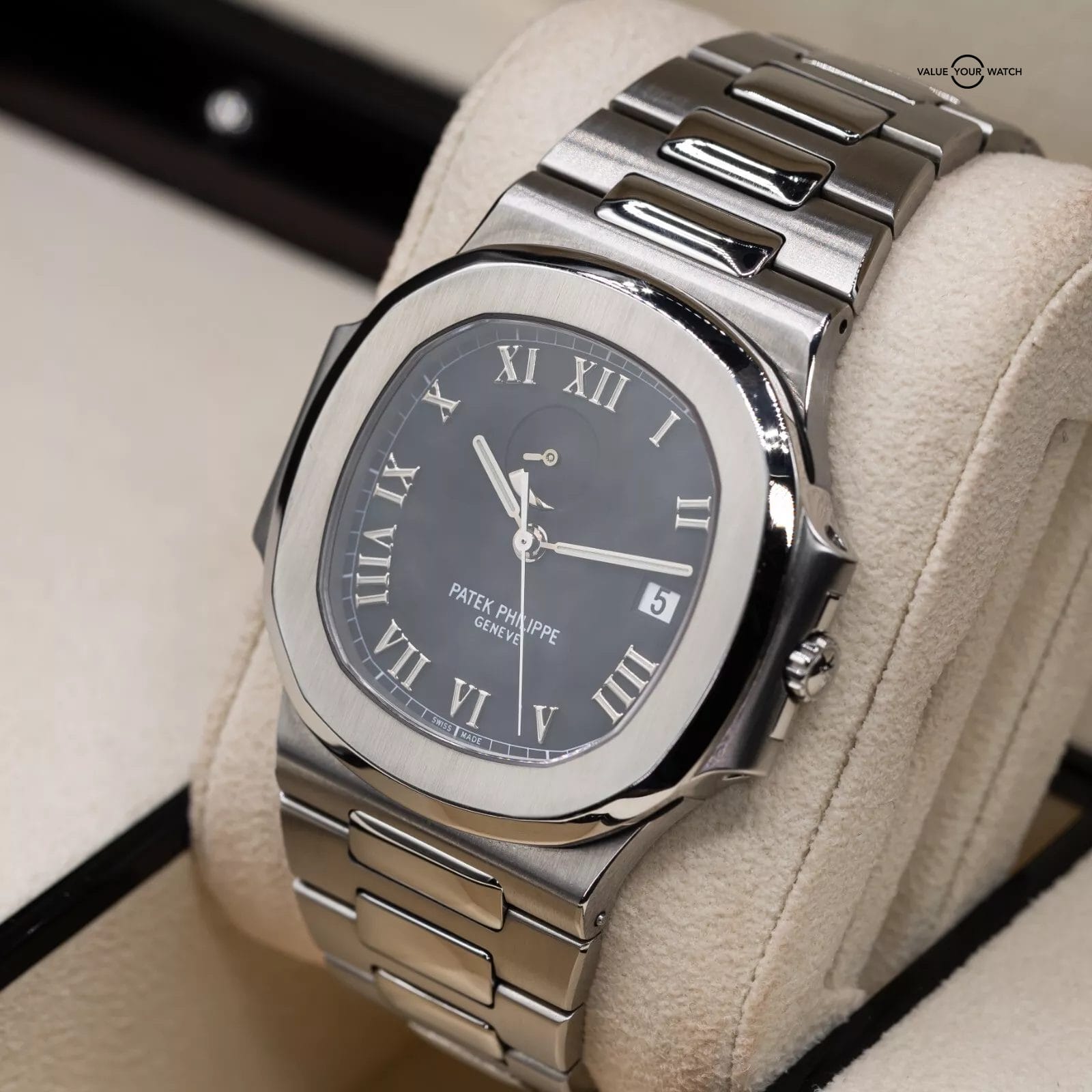 Patek Philippe Nautilus Jumbo Steel Black Power Reserve 42mm 3710/1A - Image 6