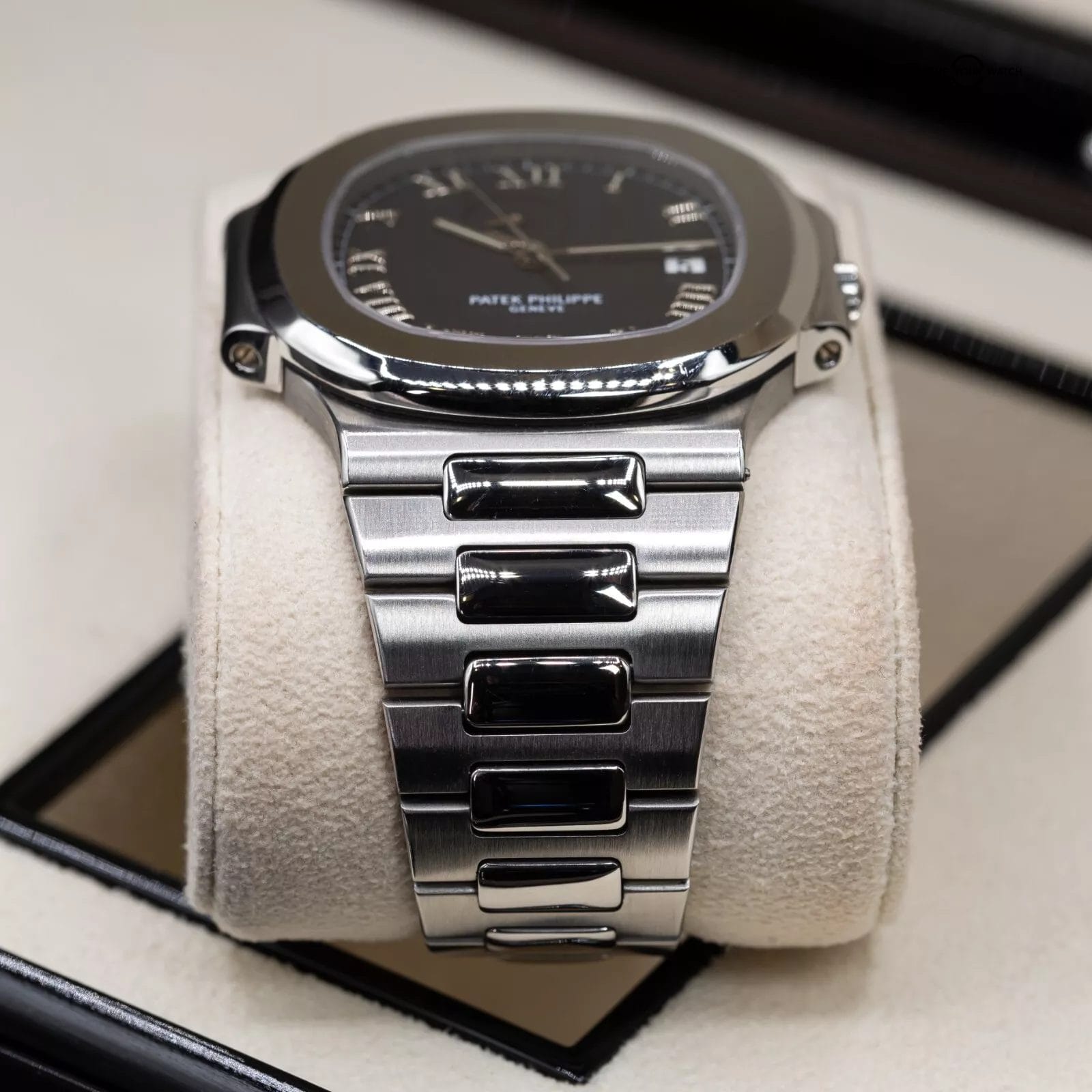 Patek Philippe Nautilus Jumbo Steel Black Power Reserve 42mm 3710/1A - Image 12