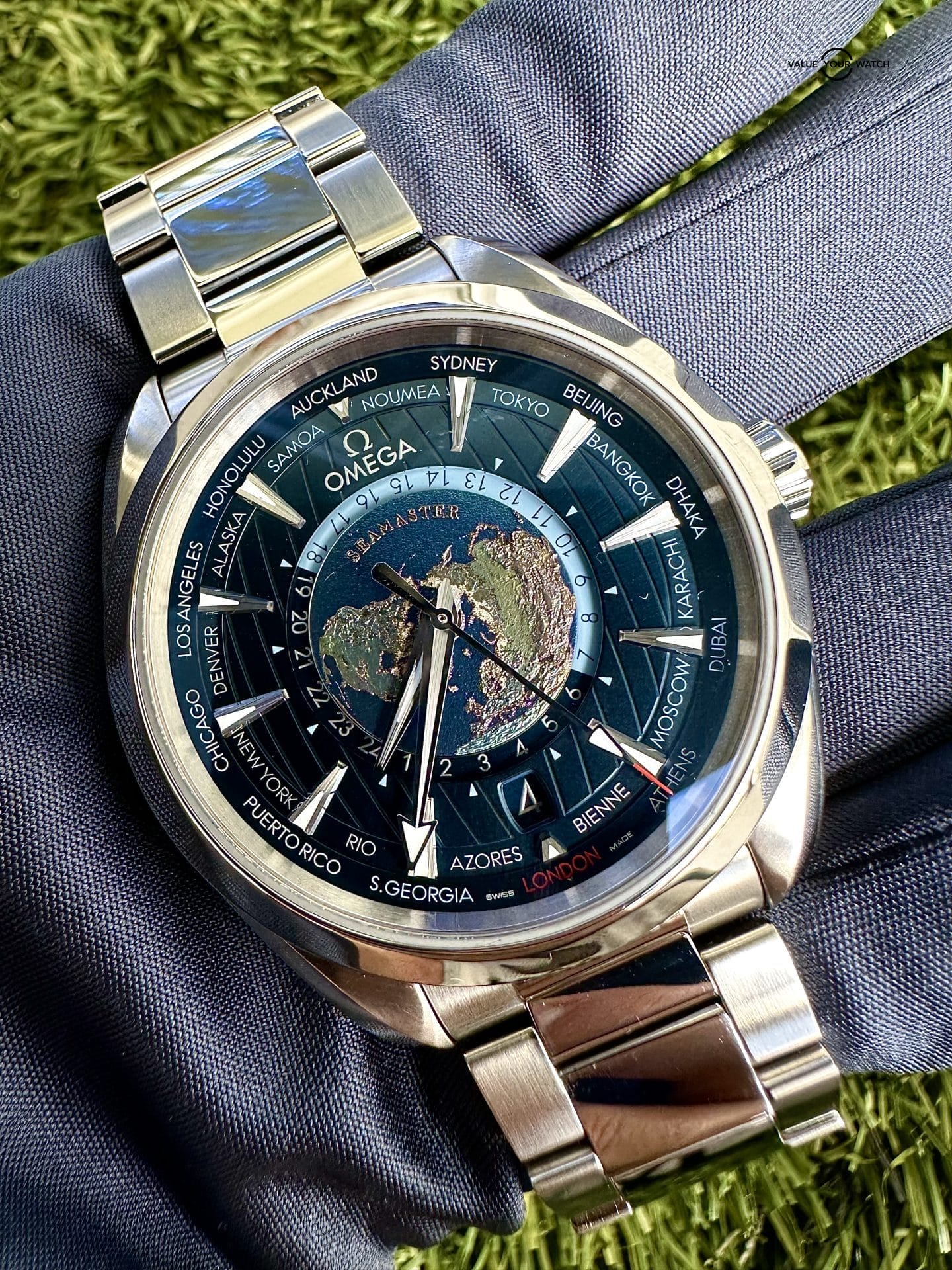 Omega Seamaster Aqua Terra Worldtimer 43 Steel Complete Ref #220.10.43.22.03.001