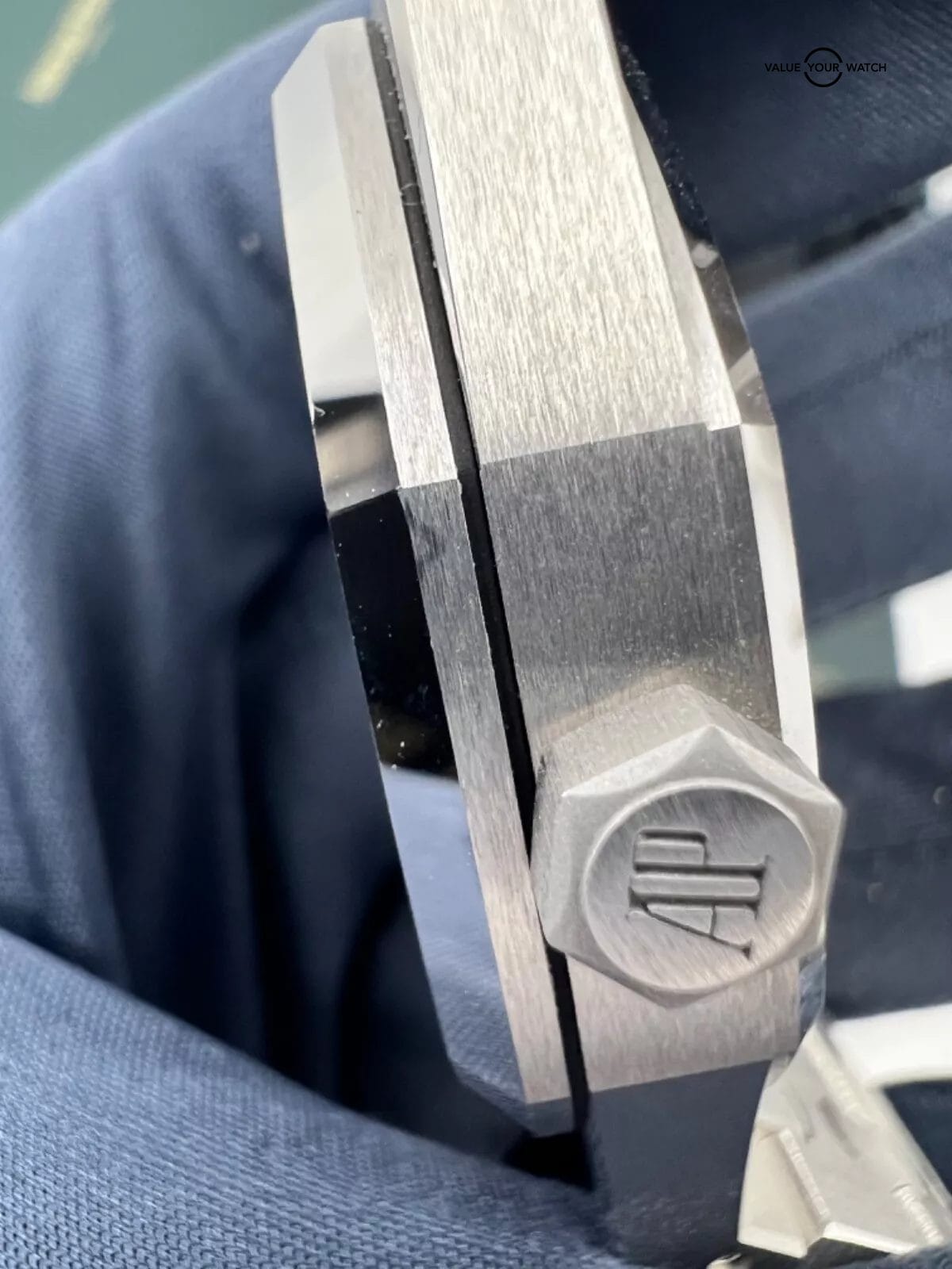 2021 Box Papers Electric Blue Dial 18K White Gold Audemars Piguet Royal Oak 41mm - Image 5