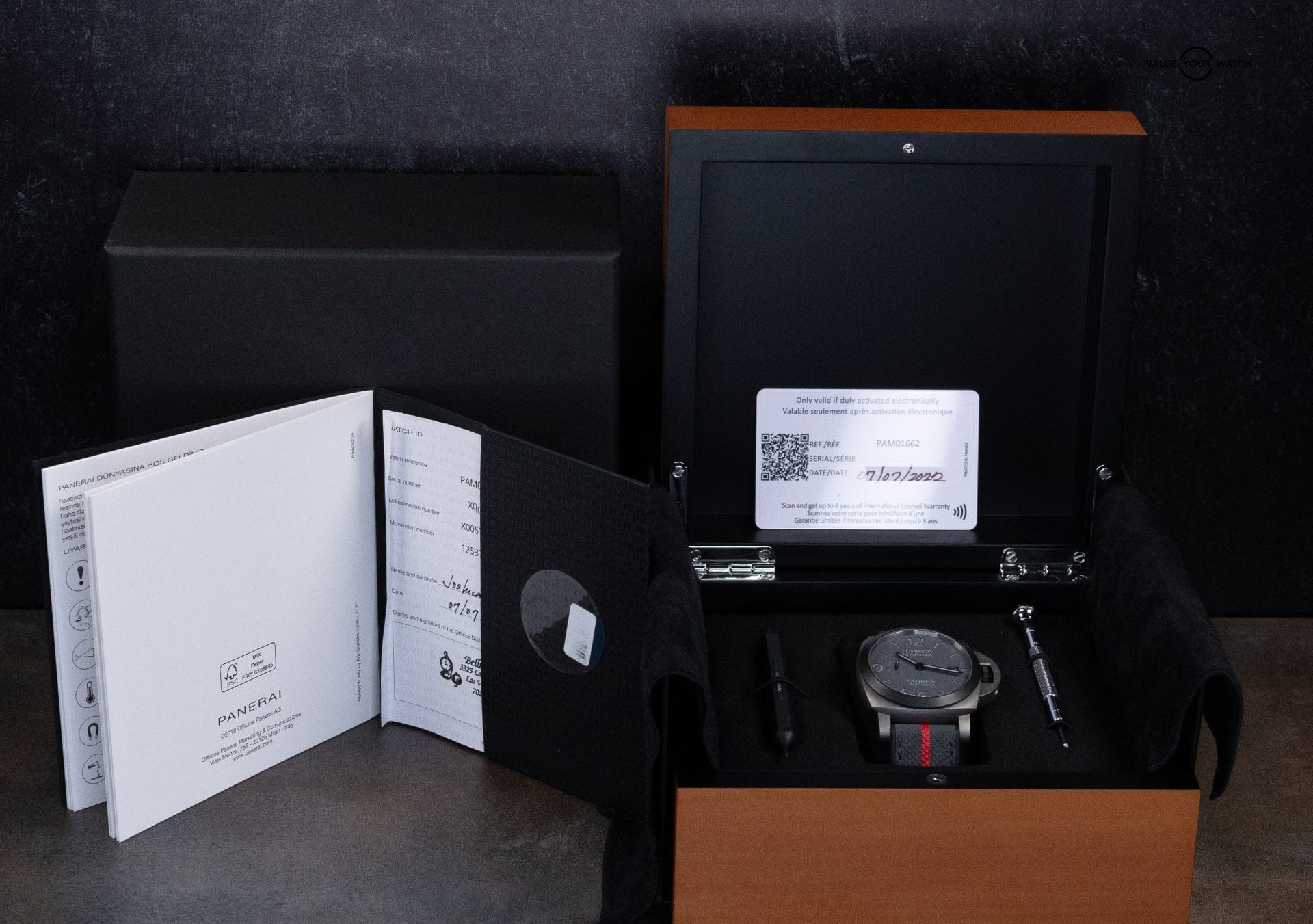 Panerai PAM01662 Luminor Marina Titanium Ceramic Watch Limited Edition - Image 10