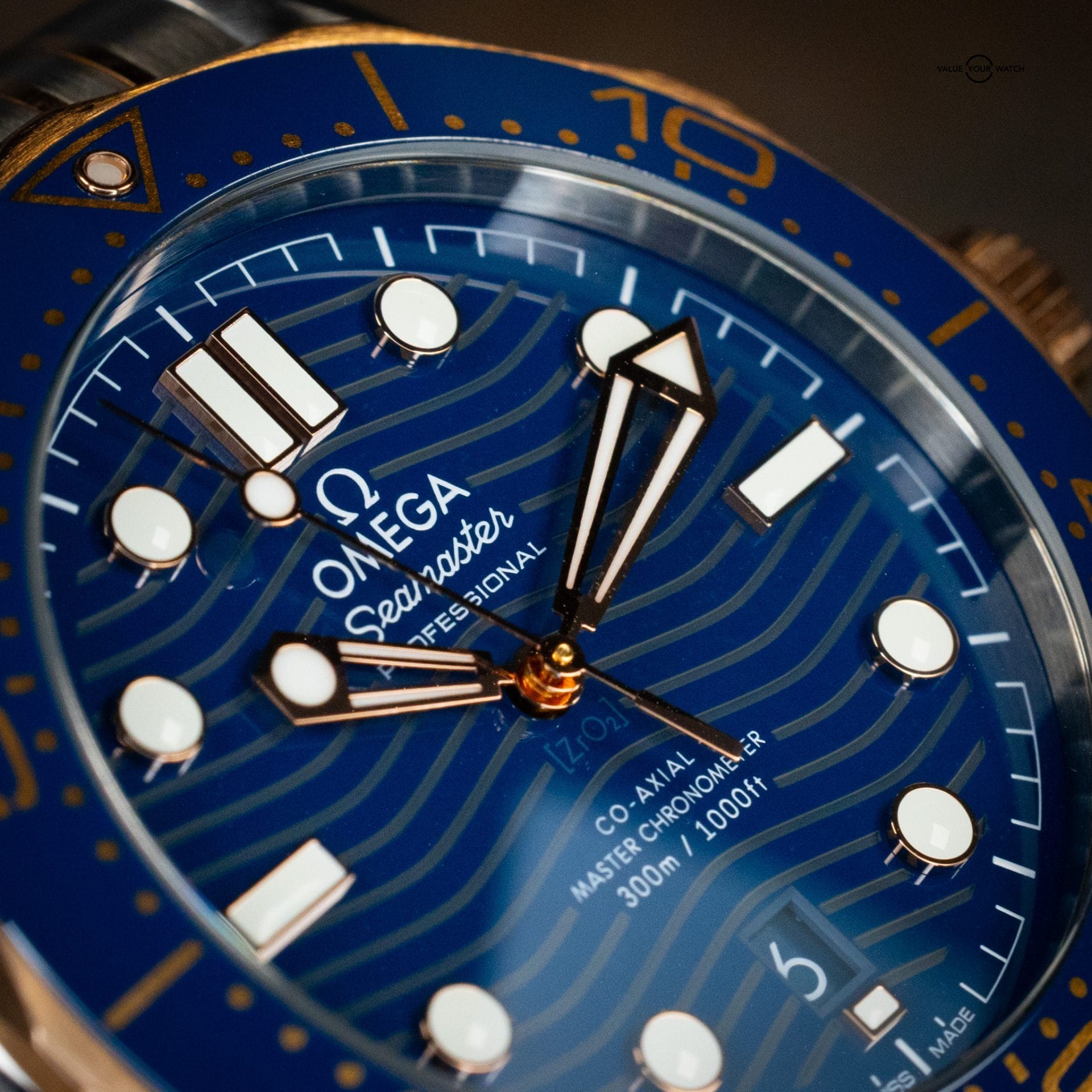 Omega Seamaster Professional Diver 300M 42mm Stainless Steel and Sedna™ Gold - Image 7
