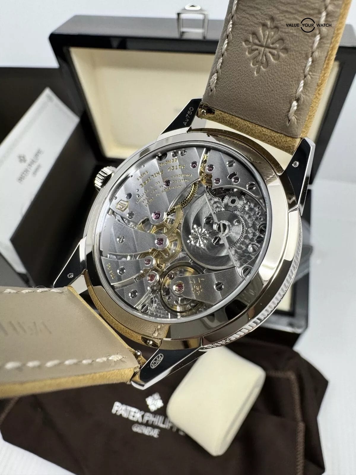 2024 Unworn Patek Philippe Complications 5326G-0011 White Gold Grey Grained Dial - Image 6