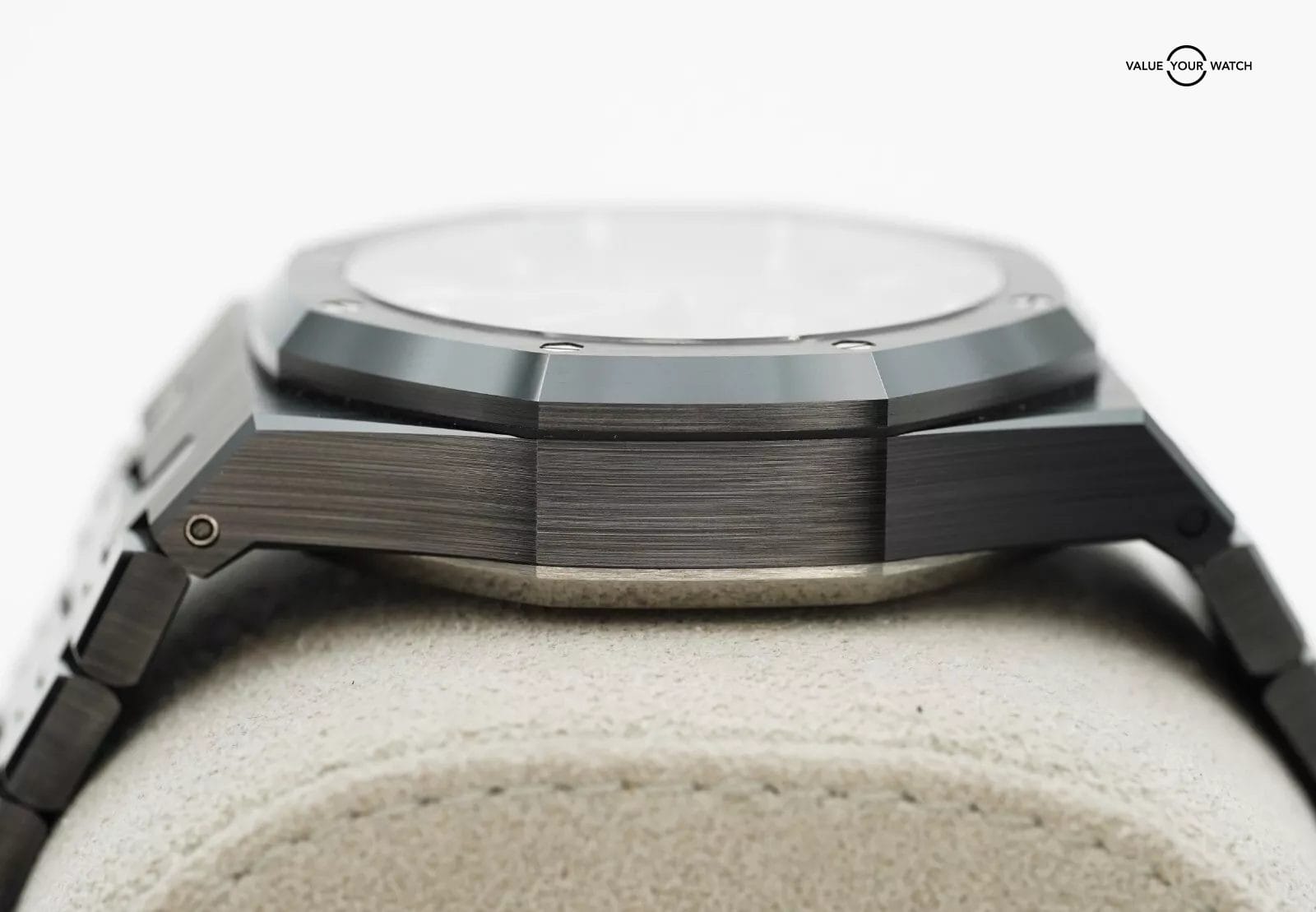 Audemars Piguet Royal Oak Chronograph 41mm Black Ceramic 2022 BOXES/PAPERS! - Image 11