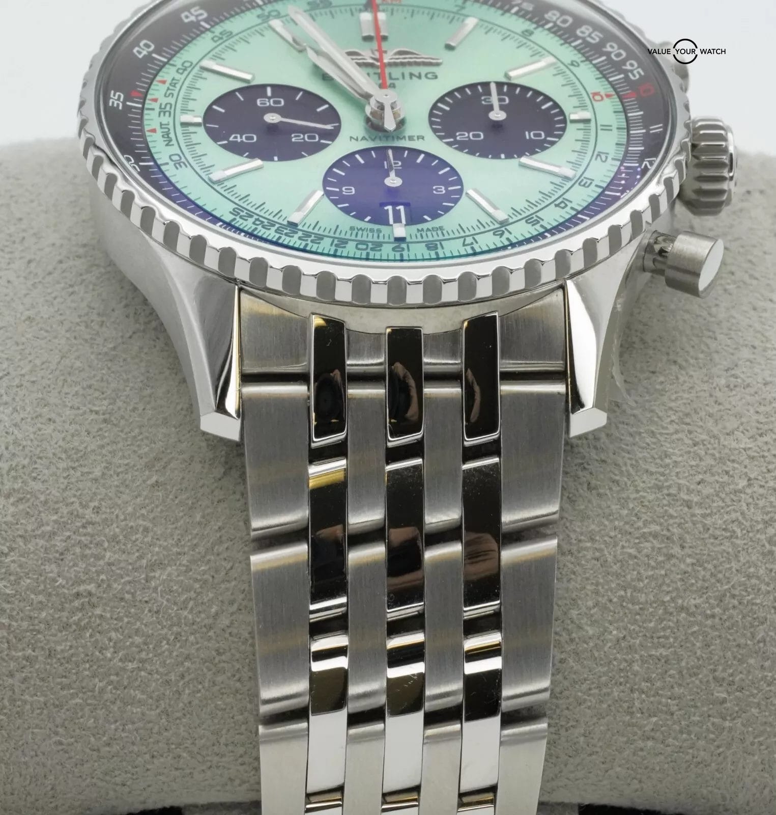 Breitling Navitimer 1 B01 Chronograph 43mm Green Dial 2 Extra Straps 2024 B/P!! - Image 8