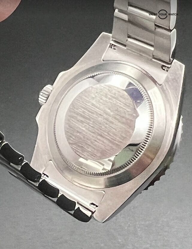 Rolex Hulk Submariner 116610LV 40mm watch 2016 card/papers - Image 9