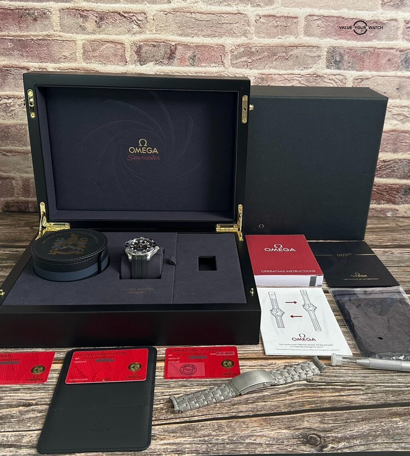 Omega Seamaster Diver 300M 210.22.42.20.01.004 James Bond 007 Watch Ltd Edition - Image 8