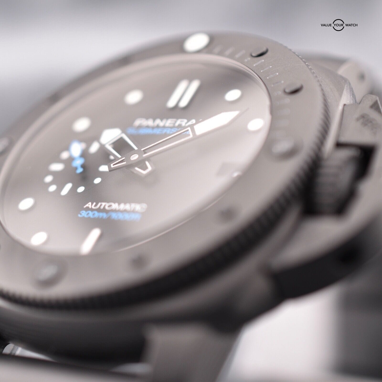 Panerai 1231 Submersible Carbotech 42mm Men's Watch, Ref. PAM01231 w/ B&P (PAM02231) - Image 7