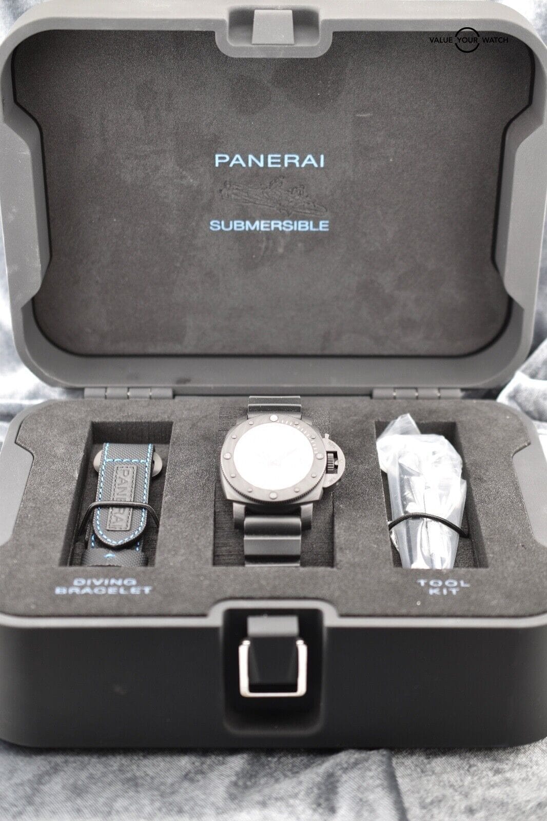 Panerai 1231 Submersible Carbotech 42mm Men's Watch, Ref. PAM01231 w/ B&P (PAM02231) - Image 12