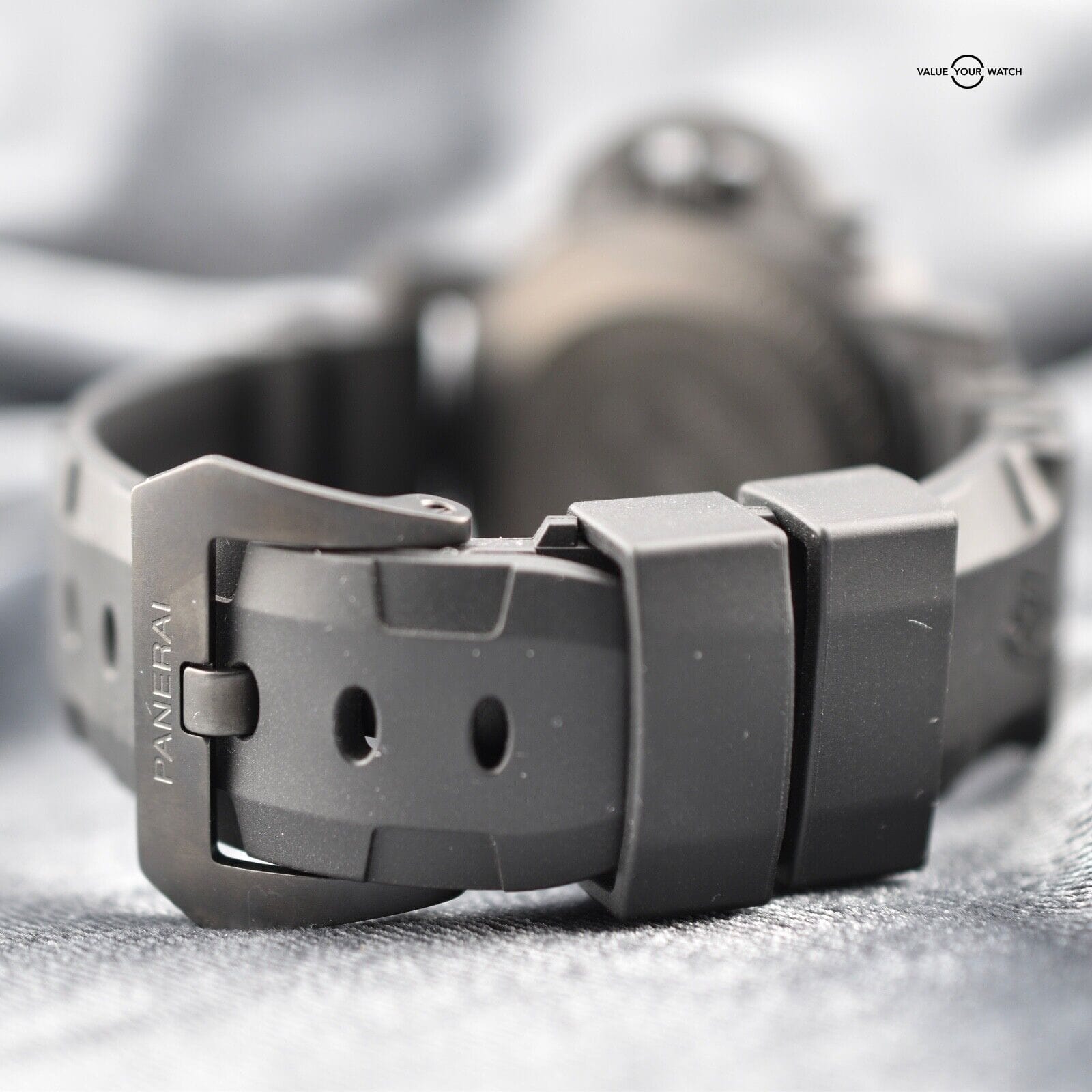 Panerai 1231 Submersible Carbotech 42mm Men's Watch, Ref. PAM01231 w/ B&P (PAM02231) - Image 13