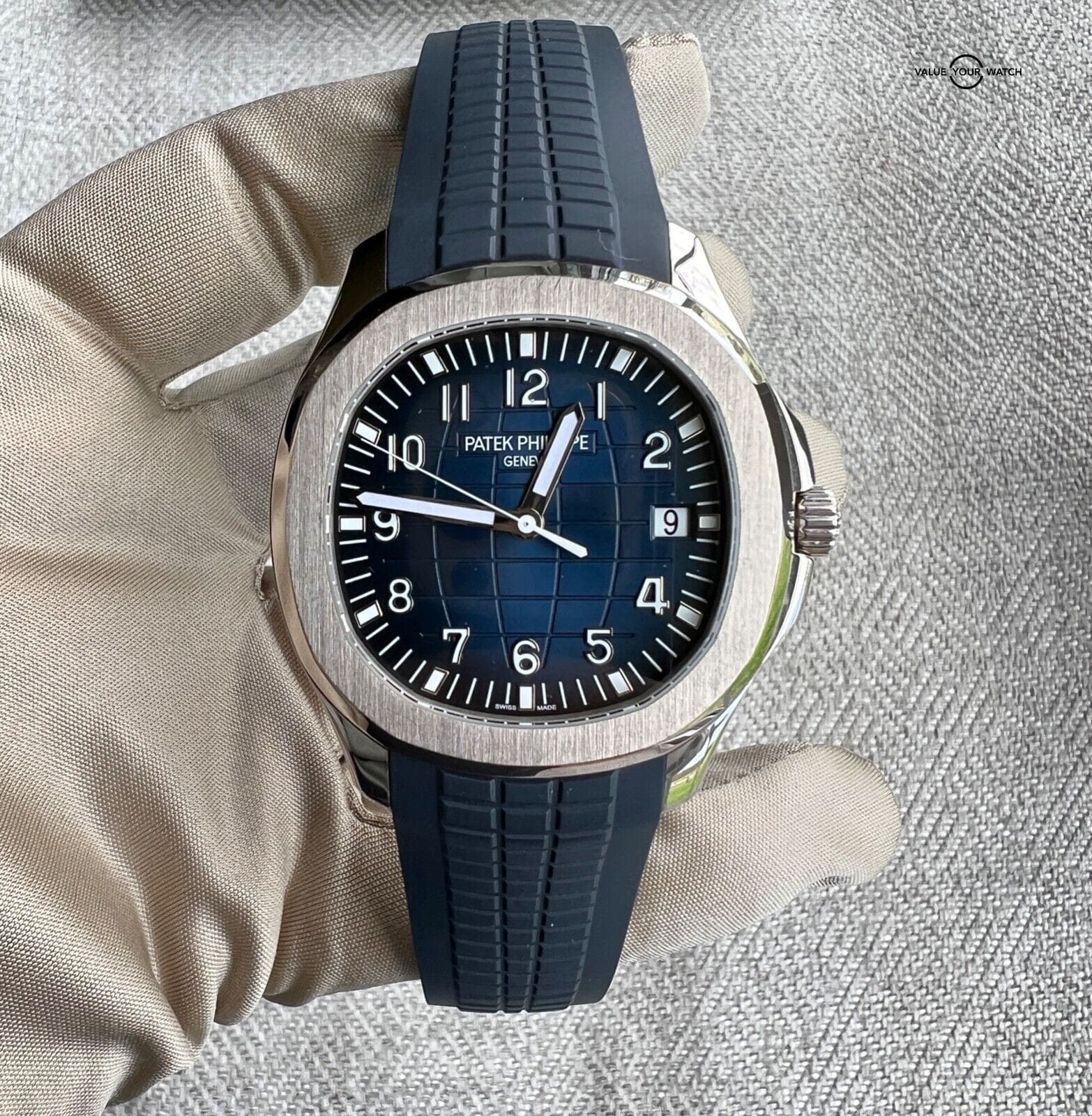 Patek Philippe Aquanaut White Gold Blue Dial 42mm Men's Watch - 5168G Complete - Image 6
