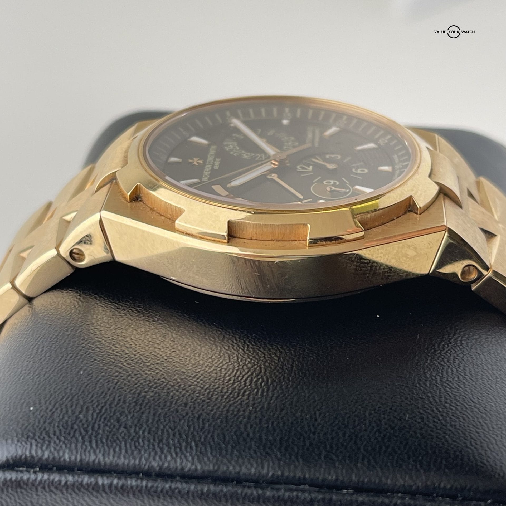 Vacheron Constantin Overseas Dual Time - Image 5
