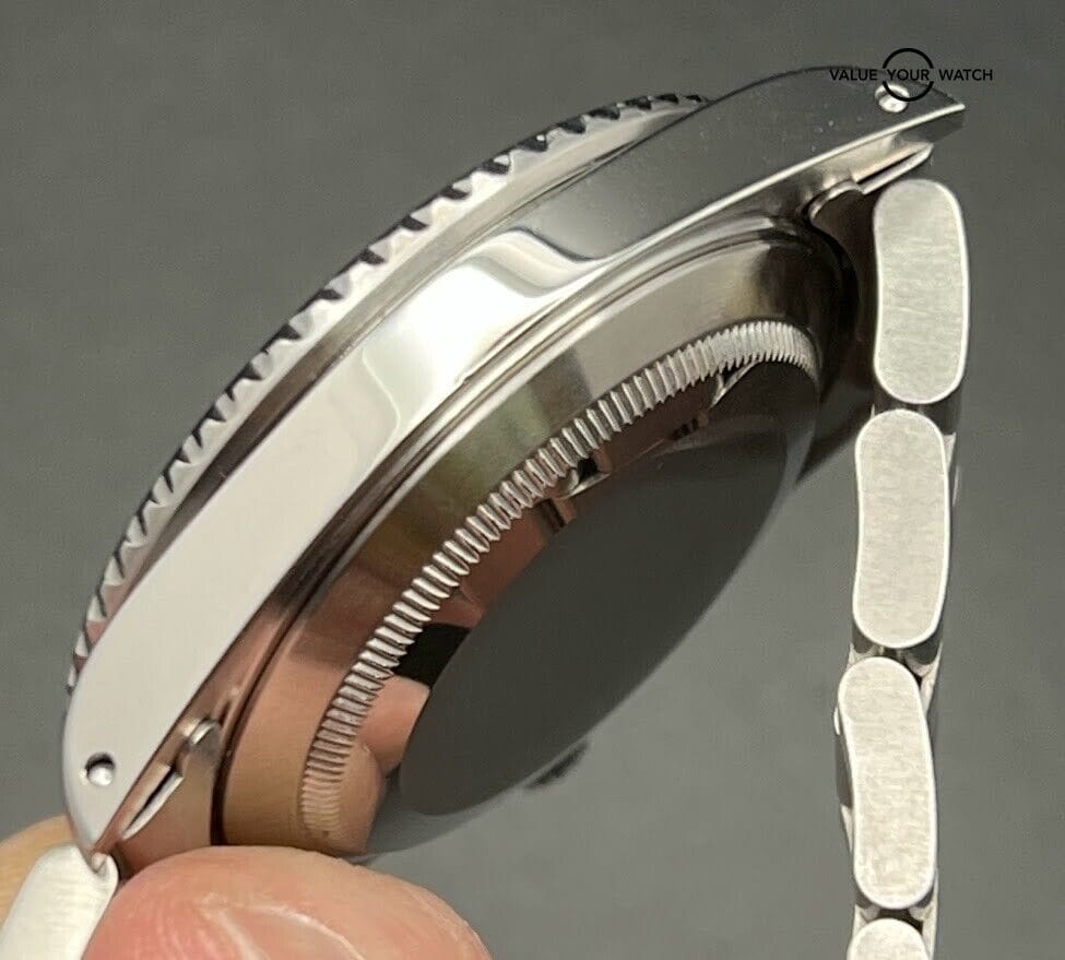 1998 Rolex Submariner Date 16610 40mm watch with Original Papers FRESH SERVICE - Image 6