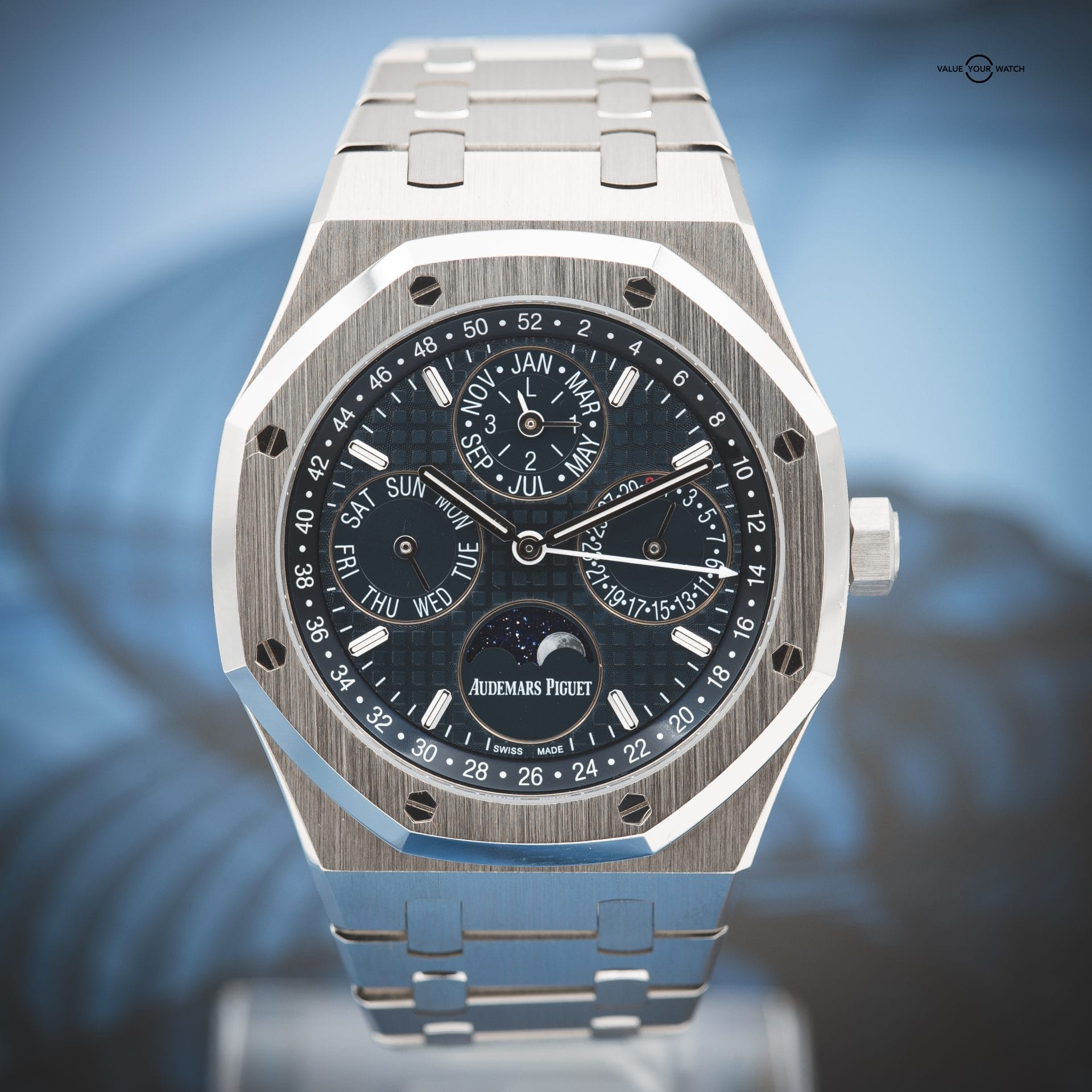 2017 Audemars Piguet Royal Oak Perpetual Calendar 26574ST.OO.1220ST.02 Blue Dial (41mm) FULL SET, SERVICE - Image 5