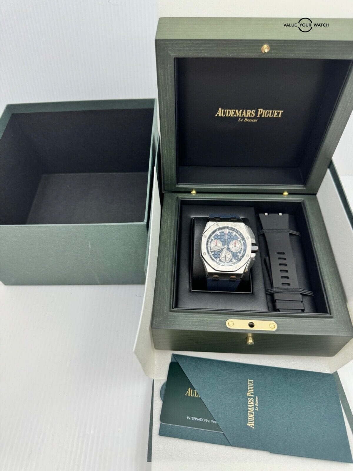 2024 True Unworn Audemars Piguet 26420TI Royal Oak Offshore Titanium Blue Dial - Image 2