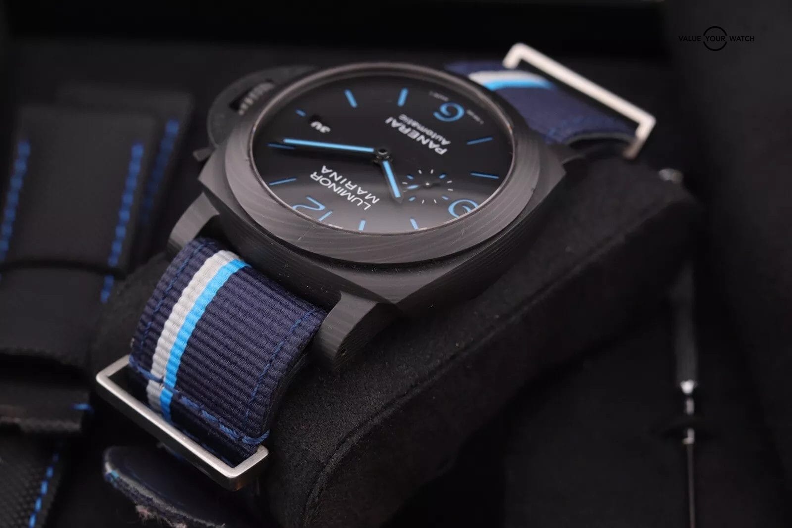 2020 Panerai Luminor Marina Carbotech 44 PAM1661 | 2 OEM Straps | Limited 2000 - Image 9