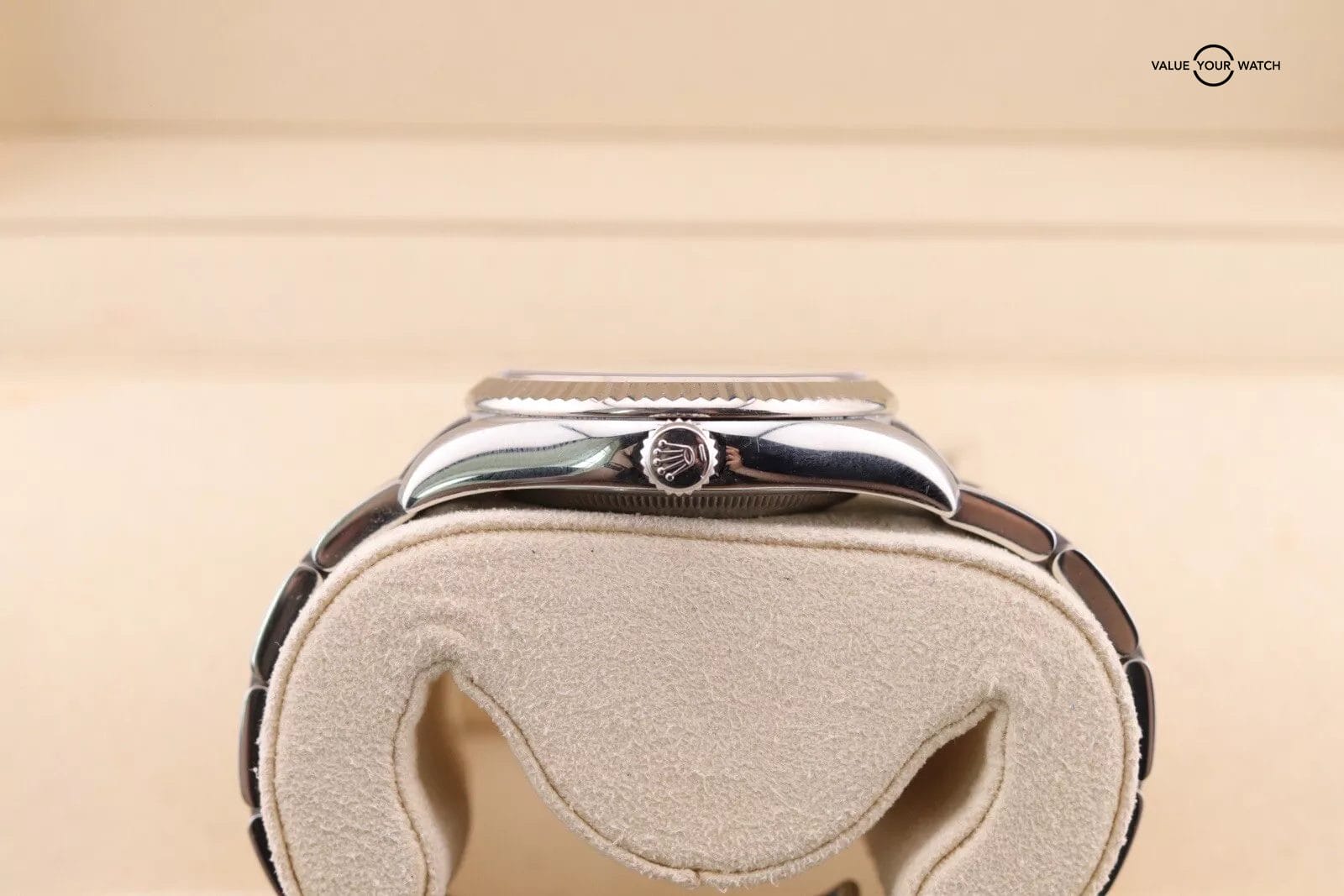 Rolex Oyster Perpetual 36 116034 18k WG Fluted Bezel x Rare Concentric Blue Dial - Image 5