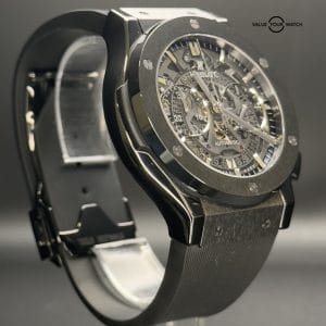 HUBLOT Classic Fusion Aero Chronograph Black Magic Ref.525.CM.0170.RX