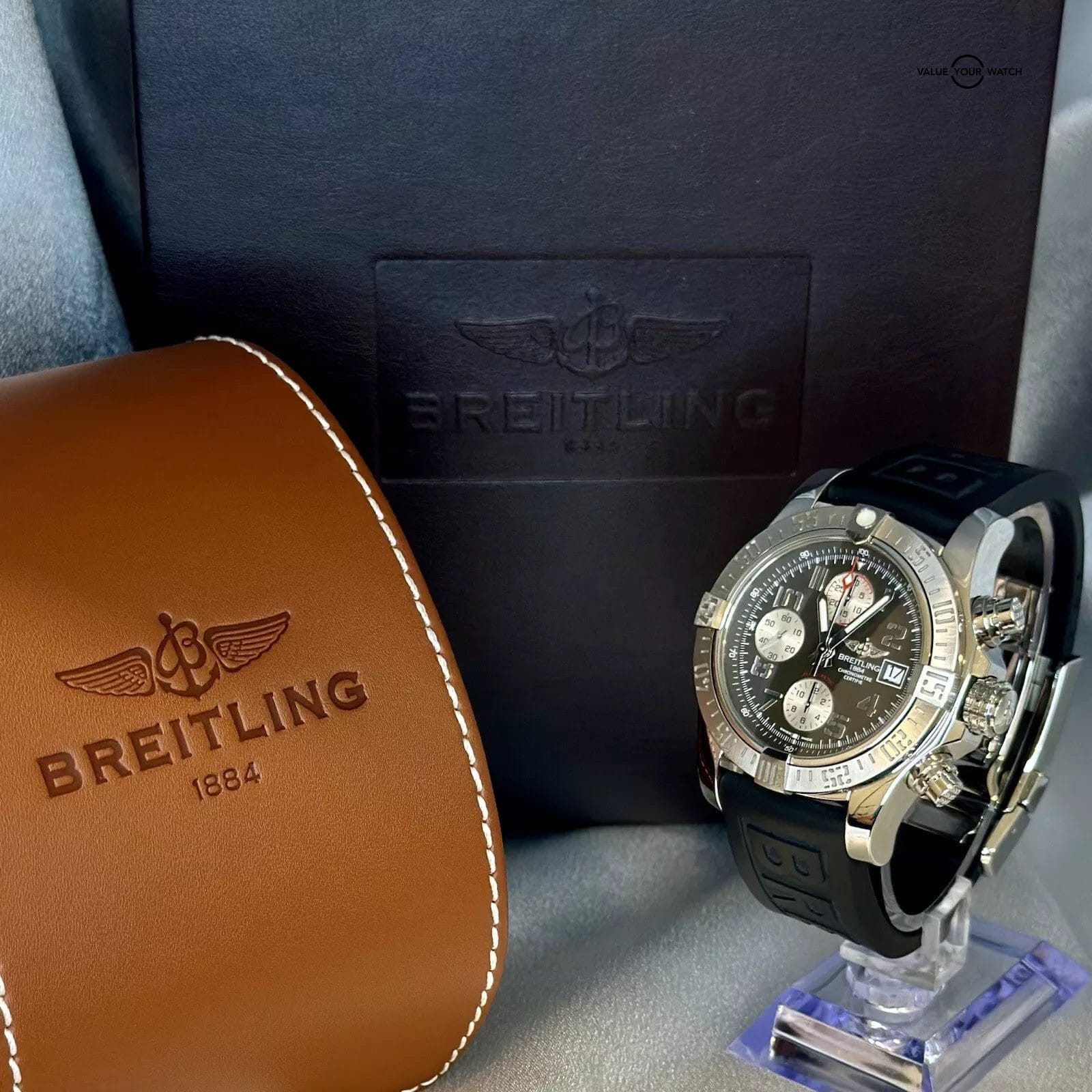 Breitling Avenger II 43MM Tungsten Gray Dial Rubber Strap (A1338111/F564) - Image 4