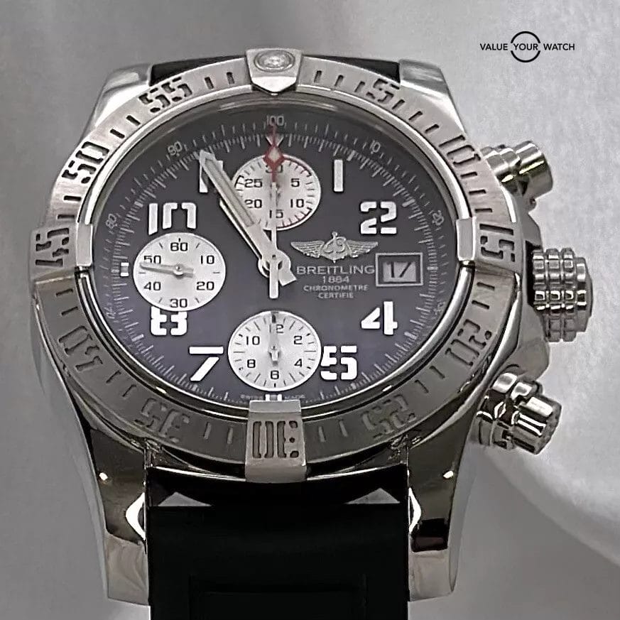 Breitling Avenger II 43MM Tungsten Gray Dial Rubber Strap (A1338111/F564) - Image 6