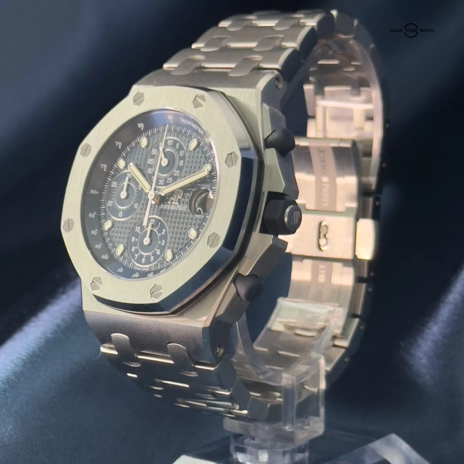 Audemars Piguet Royal Oak Offshore 'BEAST' Blue/Grey Ref. 26237ST.OO.1000ST.01 - Image 9