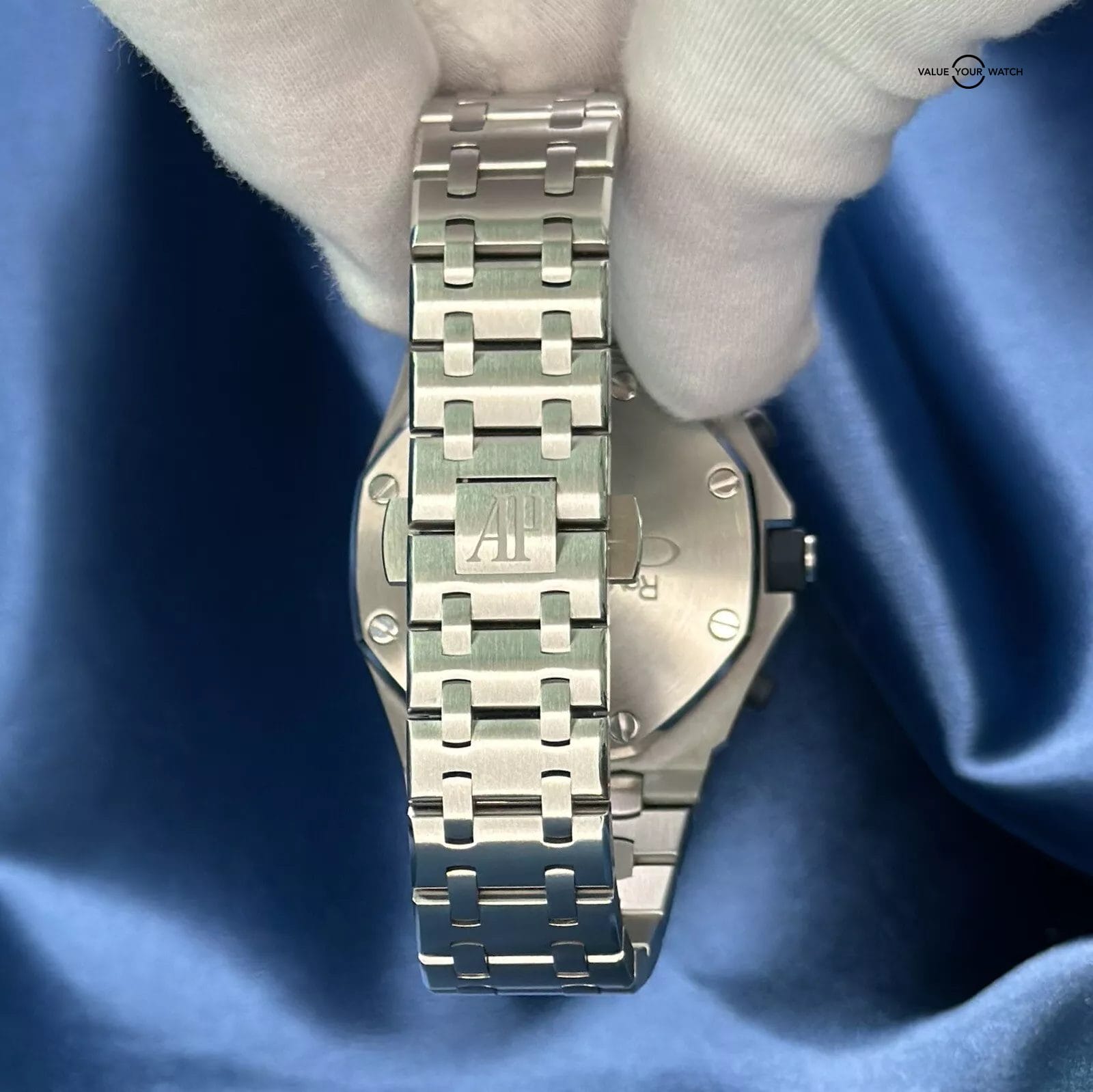 Audemars Piguet Royal Oak Offshore 'BEAST' Blue/Grey Ref. 26237ST.OO.1000ST.01 - Image 12