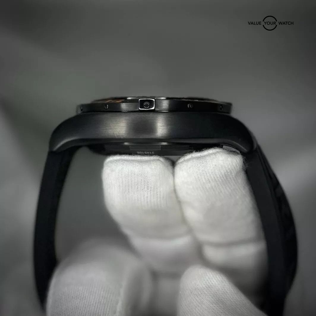 Breitling Chronomat 44 Raven 44mm Auto Blacksteel MB0111C2/BD07 - Image 7