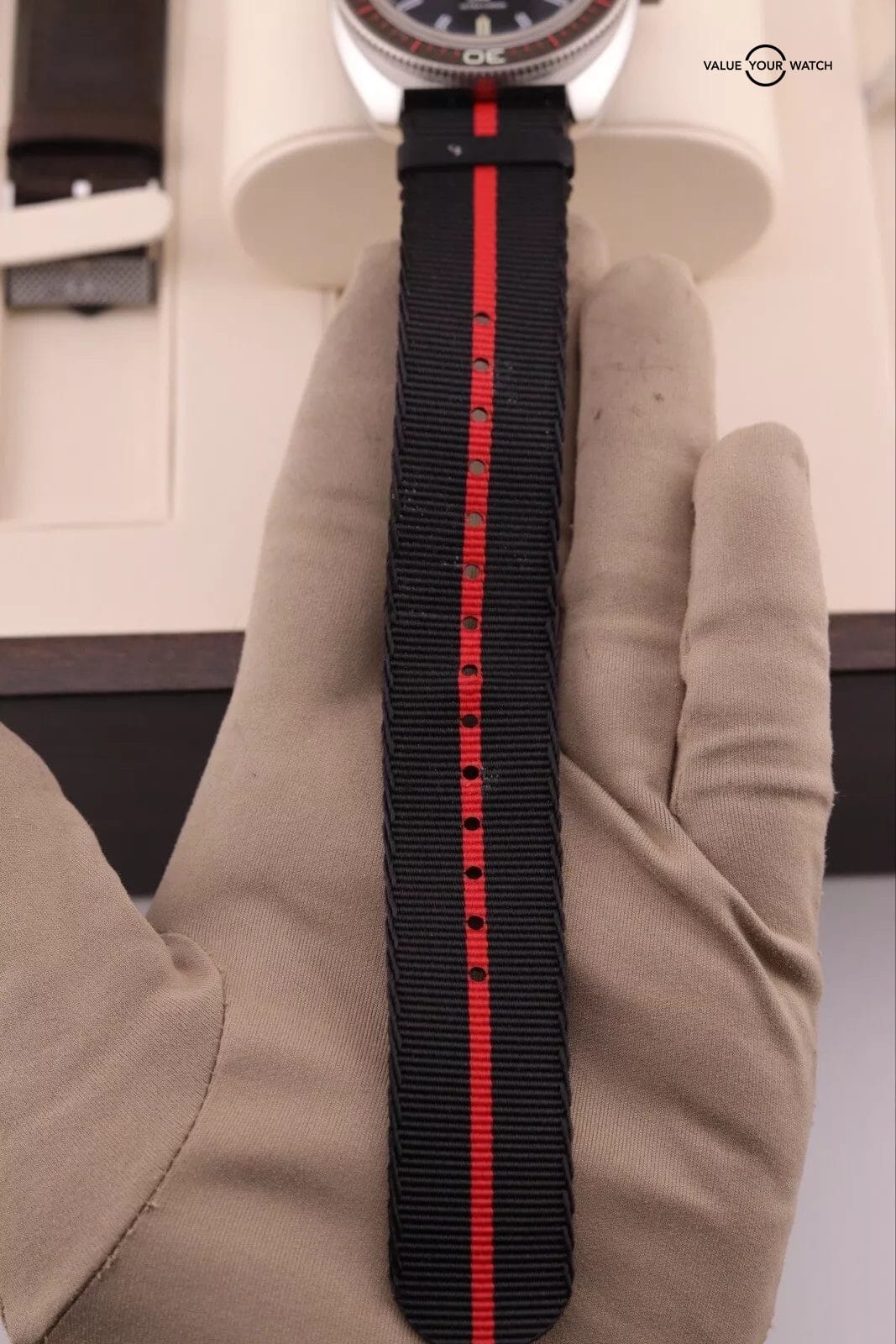 Longines Heritage Men's Black Watch - L2.836.452.8 - Image 16