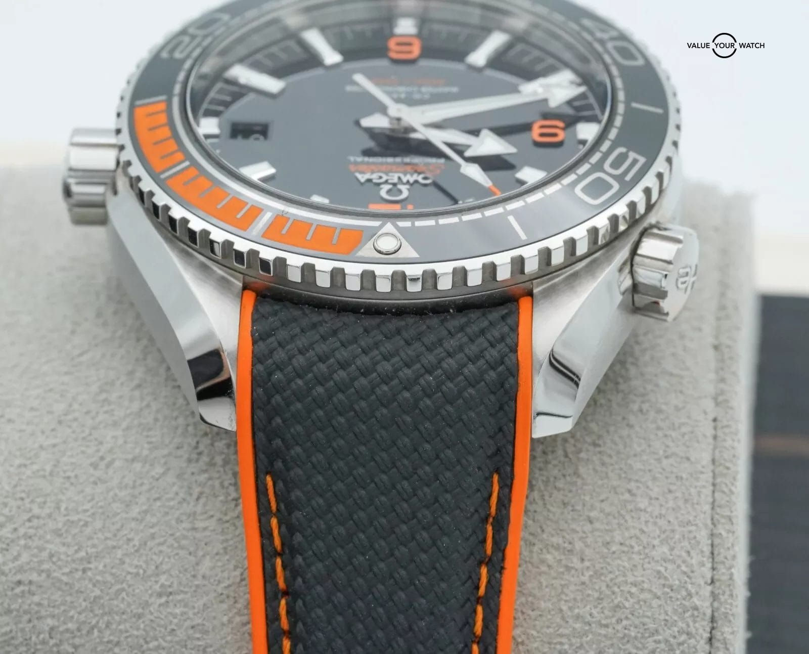 Omega Seamaster Planet Ocean 600M 215.32.44.21.01.001 Black Orange BOXES/PAPERS! - Image 4
