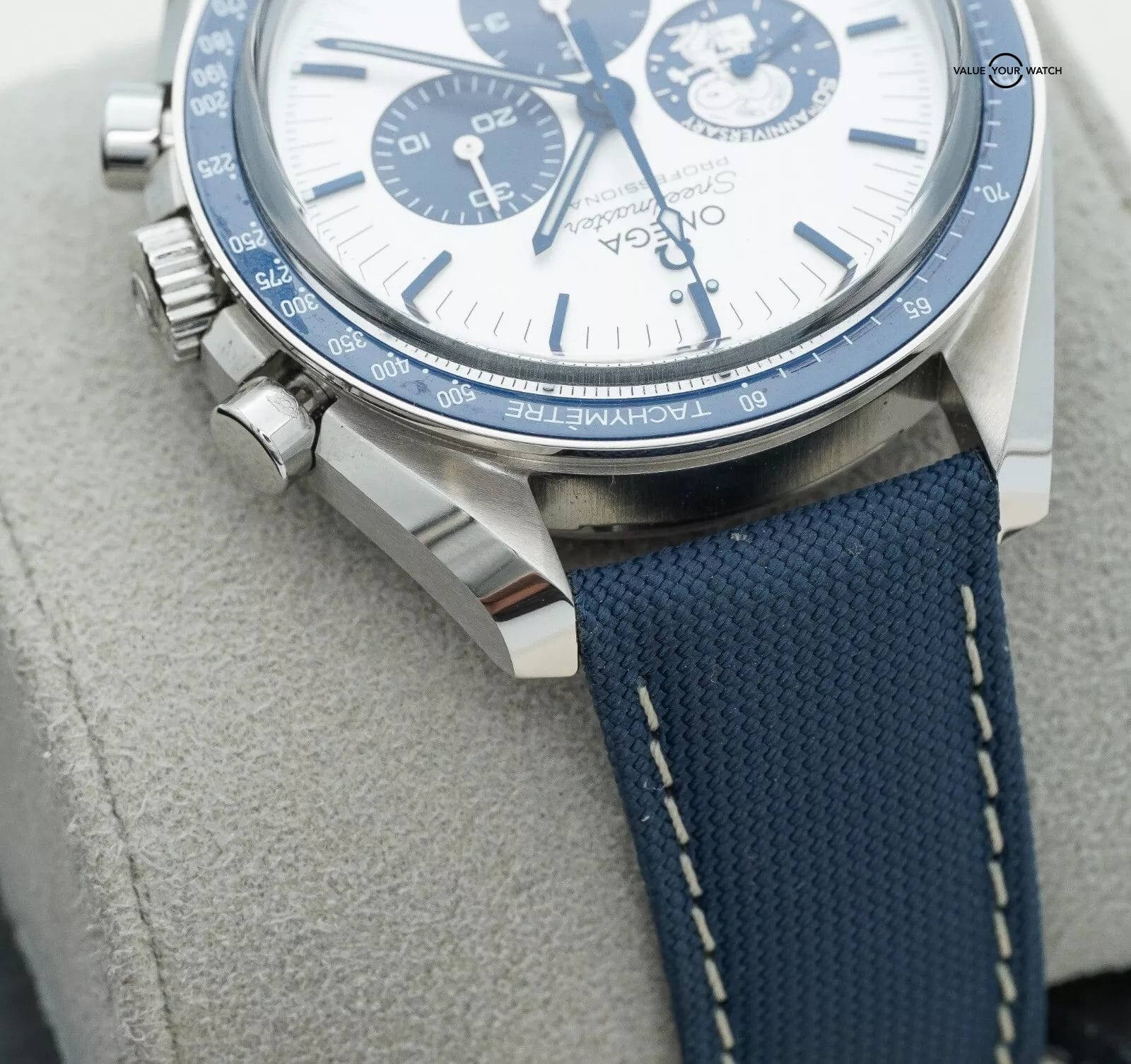 2023 Omega Speedmaster “SNOOPY” 50th Anniversary 310.32.42.50.02.001 BOXES/CARDS - Image 9