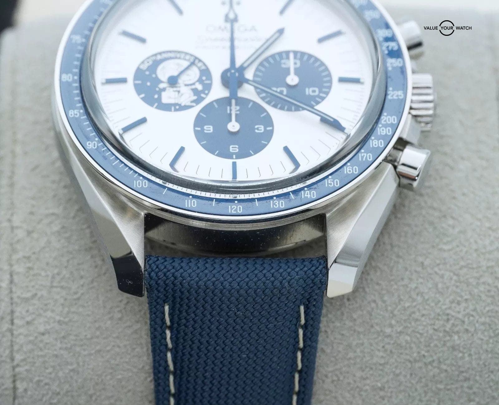 2023 Omega Speedmaster “SNOOPY” 50th Anniversary 310.32.42.50.02.001 BOXES/CARDS - Image 14