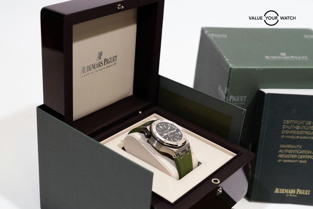 Audemars Piguet Royal Oak Offshore Diver 15703ST Black 42mm Horus Strap Bundle Reference Number – 15703ST.OO.A002CA.01 - Image 15