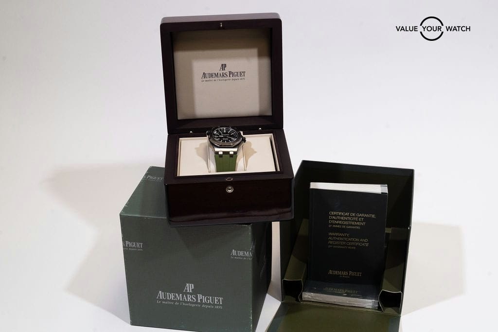 Audemars Piguet Royal Oak Offshore Diver 15703ST Black 42mm Horus Strap Bundle Reference Number – 15703ST.OO.A002CA.01 - Image 16