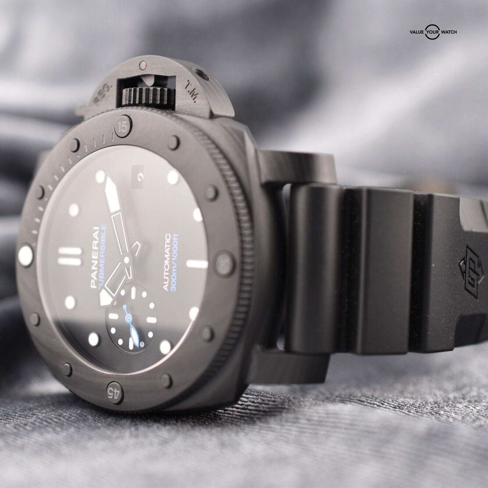 Panerai 1231 Submersible Carbotech 42mm Men's Watch, Ref. PAM01231 w/ B&P (PAM02231) - Image 14