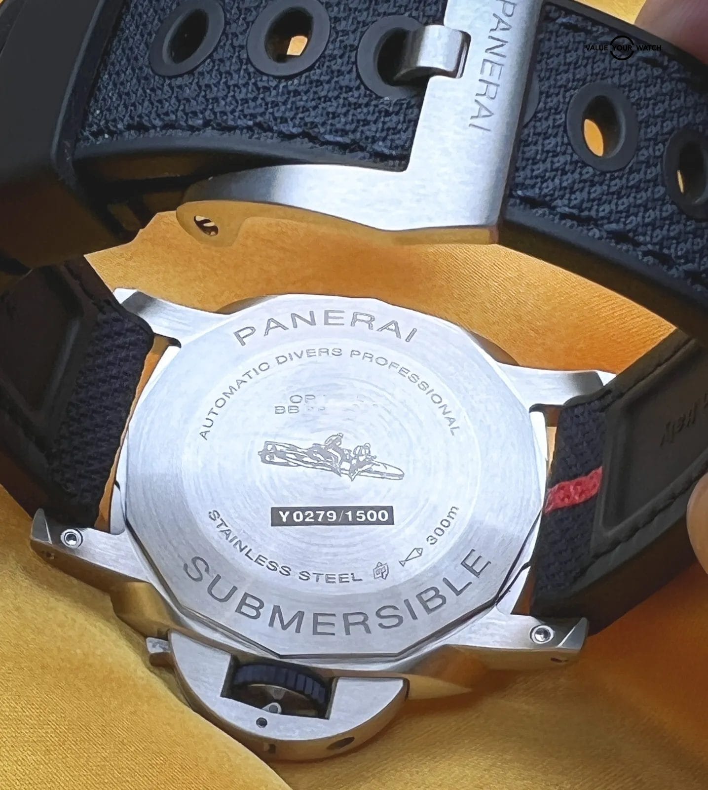 Panerai Luminor Submersible Blue Dial Quarantaquattro Luna Ross Watch PAM01391 - Image 4