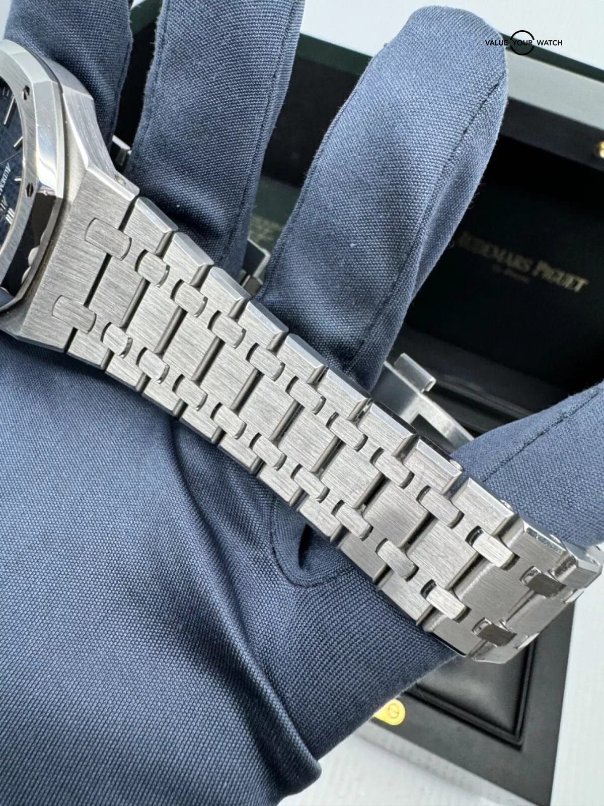 2015 Box Papers Blue Dial Audemars Piguet Royal Oak 41mm Steel 15400ST - Image 8