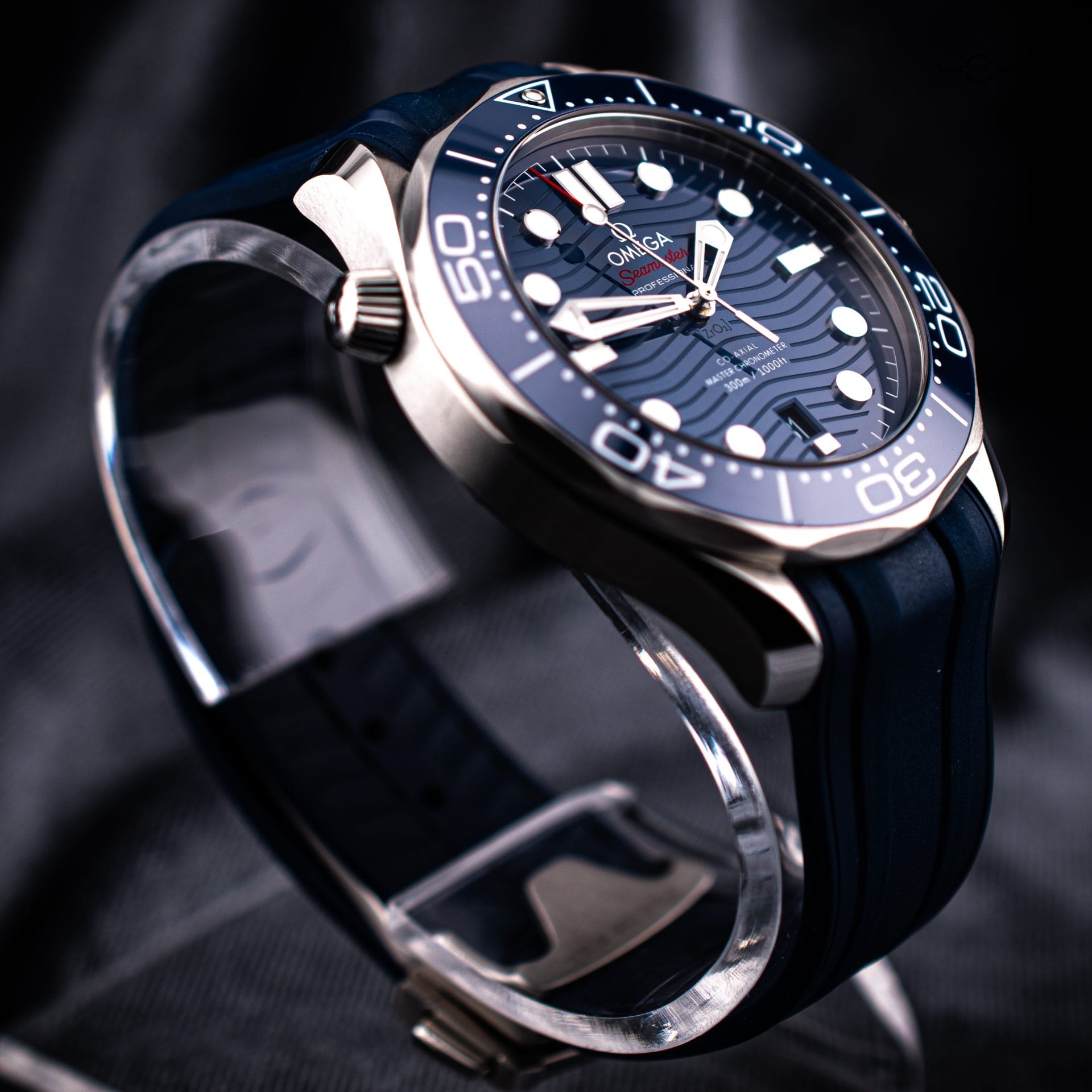 Omega Seamaster Diver 300M - Ref. 210.32.42.20.03.001 with box & papers - Image 10