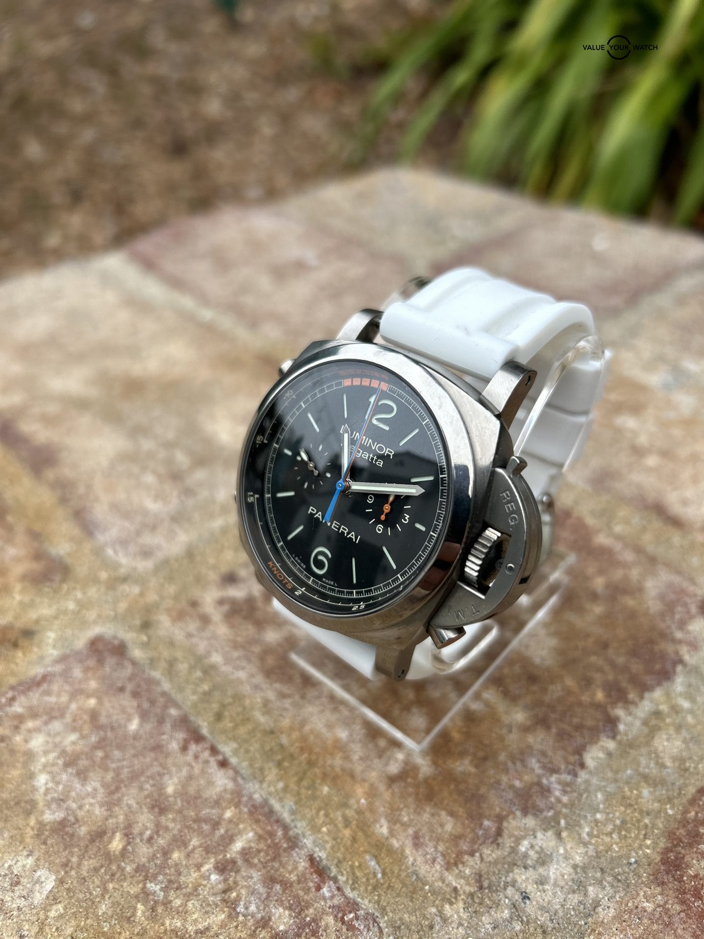 Panerai Luminor 1950 Regatta 3 Days Chrono Flyback PAM00526 - Image 4