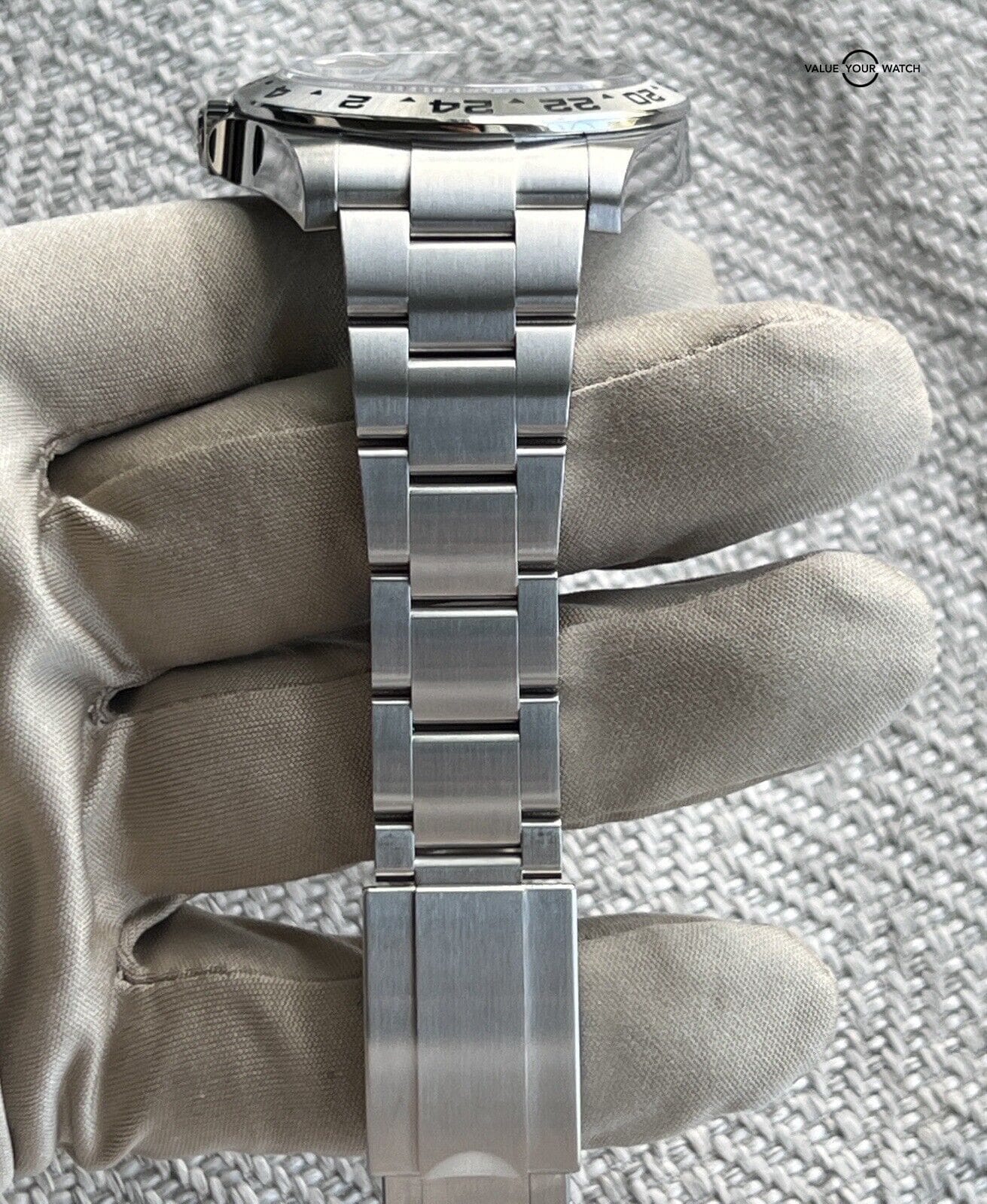 Rolex Explorer 216570 Oyster Bracelet Complete Set Mint Condition - Image 5