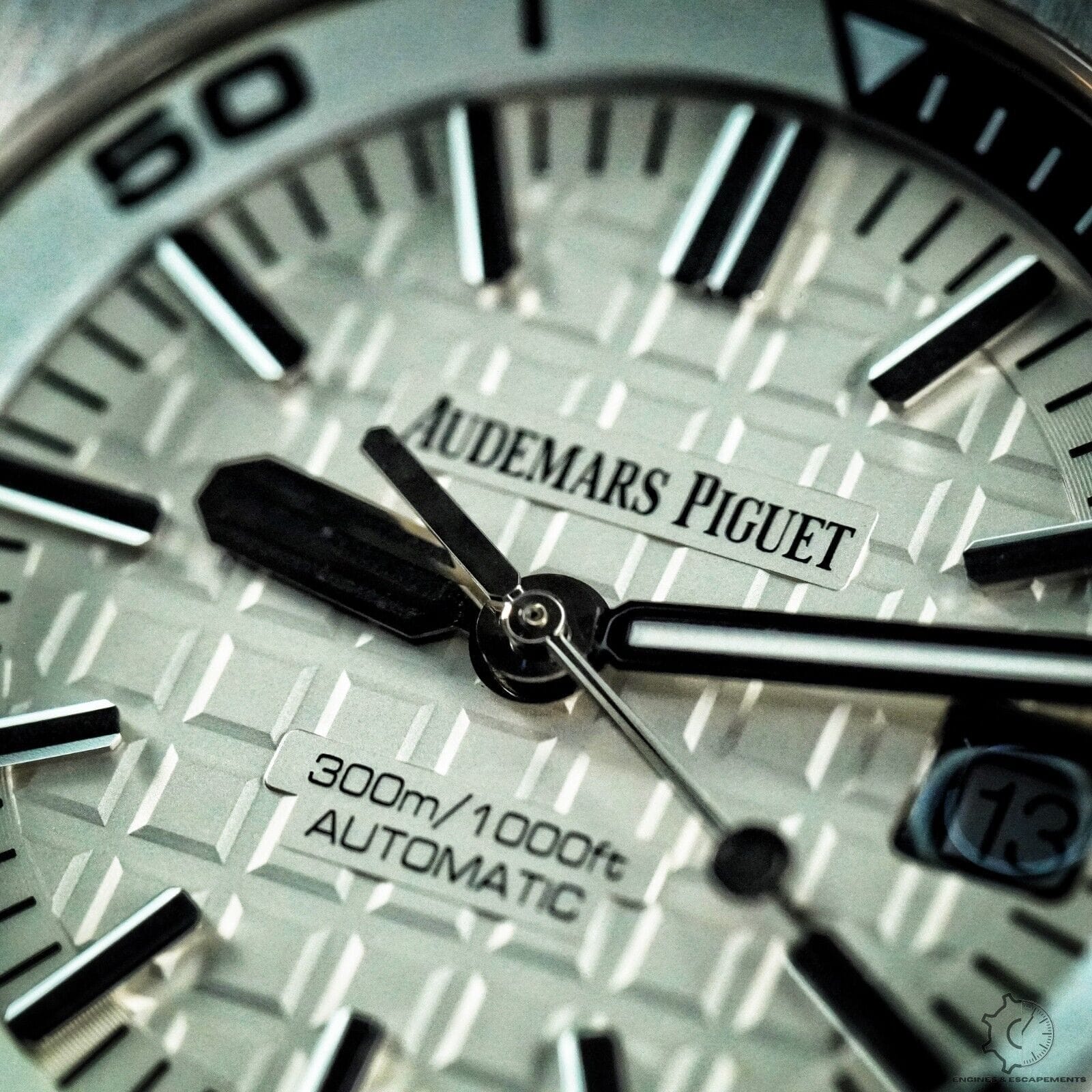 Audemars Piguet Royal Oak Offshore Diver White Dial 42mm - 15710ST.OO.A002CA.02 - Image 12