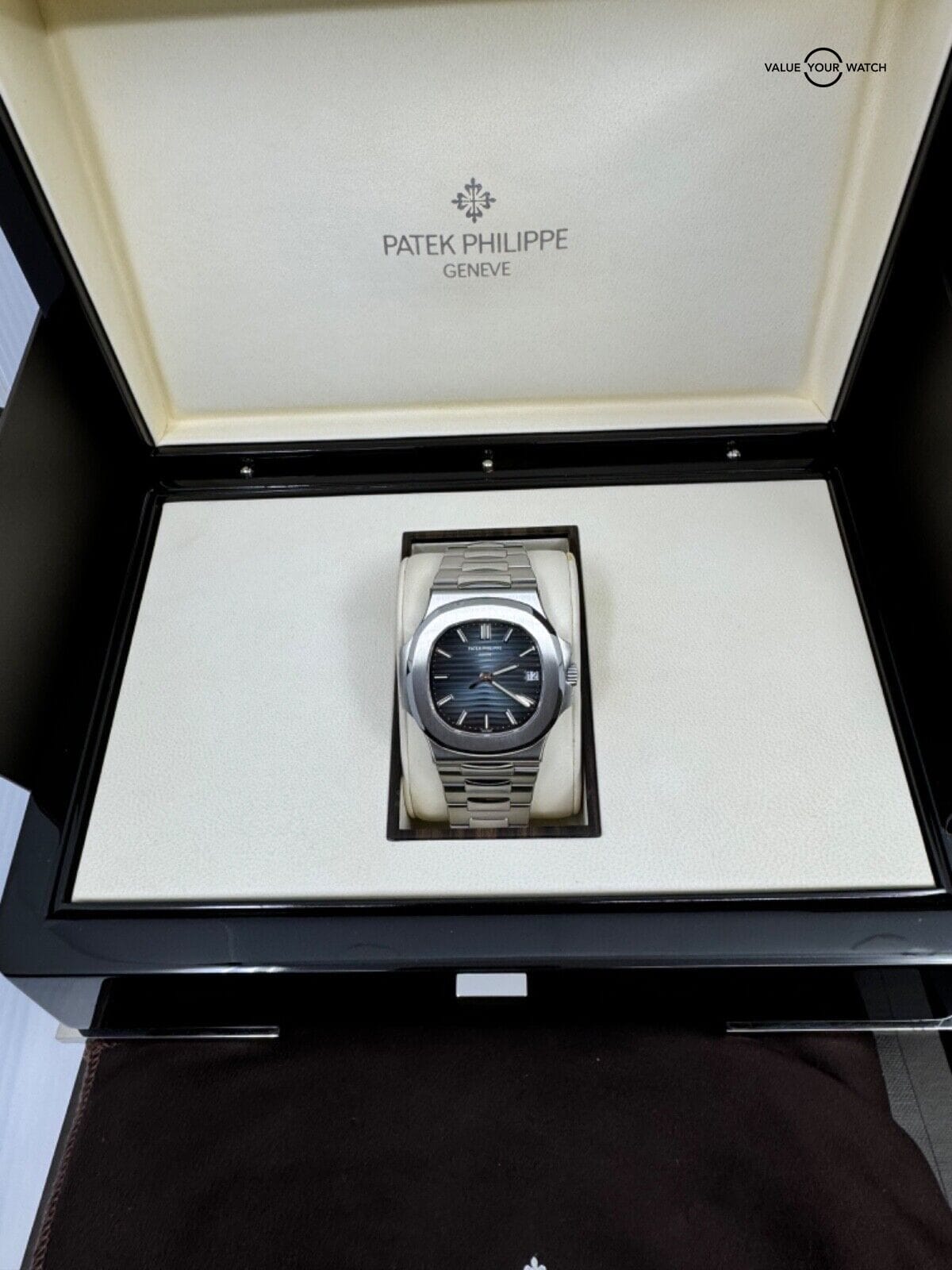 2018 Box Papers Blue Dial PATEK PHILIPPE Nautilus 5711/1A-010 40mm in Steel - Image 11