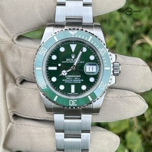 Rolex Submariner 116610LV “Hulk” Green Dial Bezel Full Links With Box Full Links